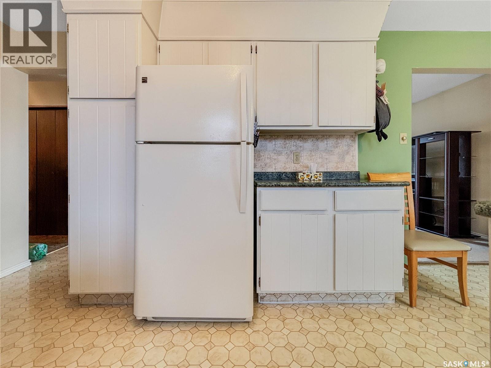 3946 Diefenbaker Drive, Saskatoon, Saskatchewan  S7L 6C6 - Photo 15 - SK033414