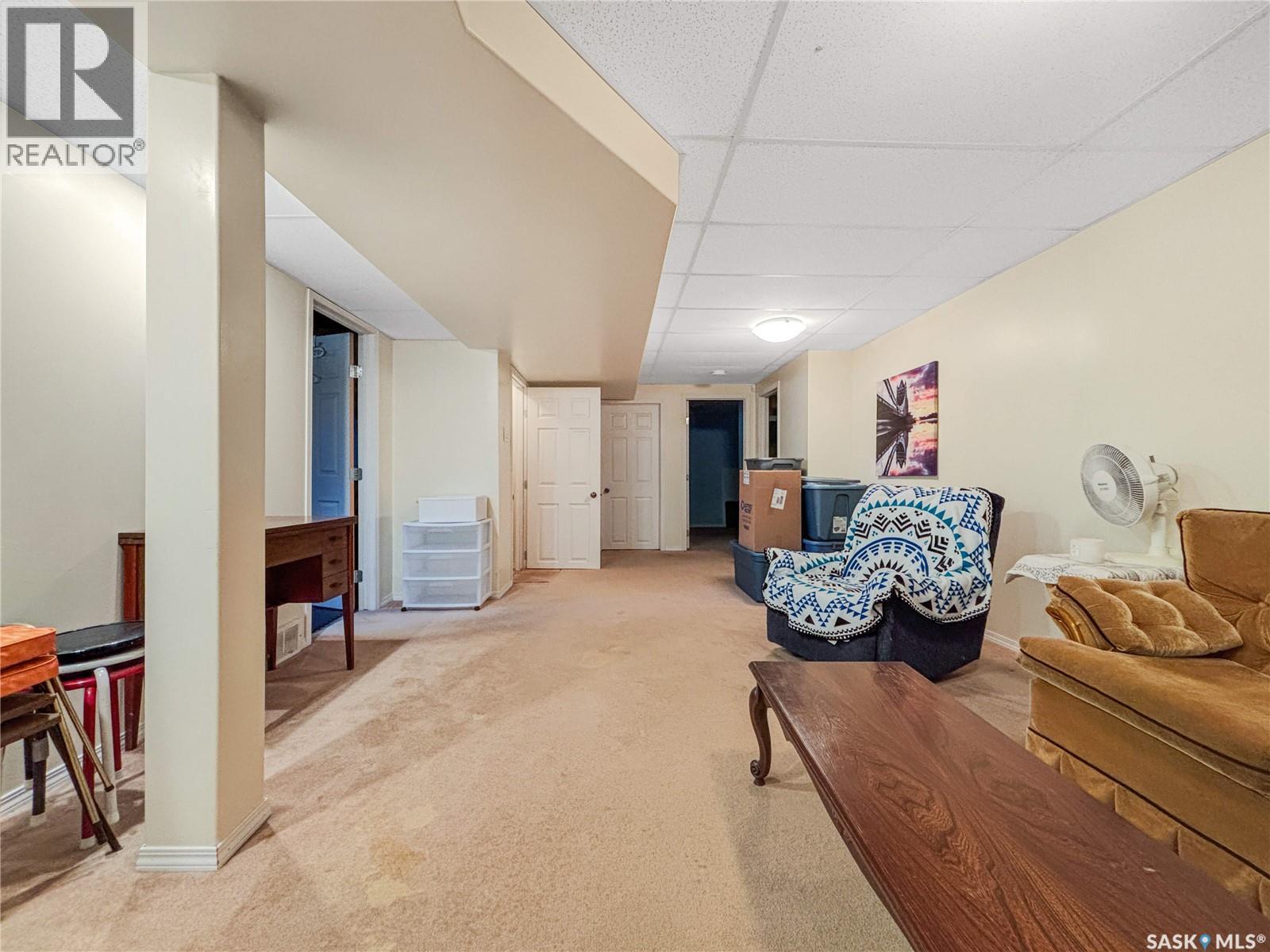 3946 Diefenbaker Drive, Saskatoon, Saskatchewan  S7L 6C6 - Photo 18 - SK033414