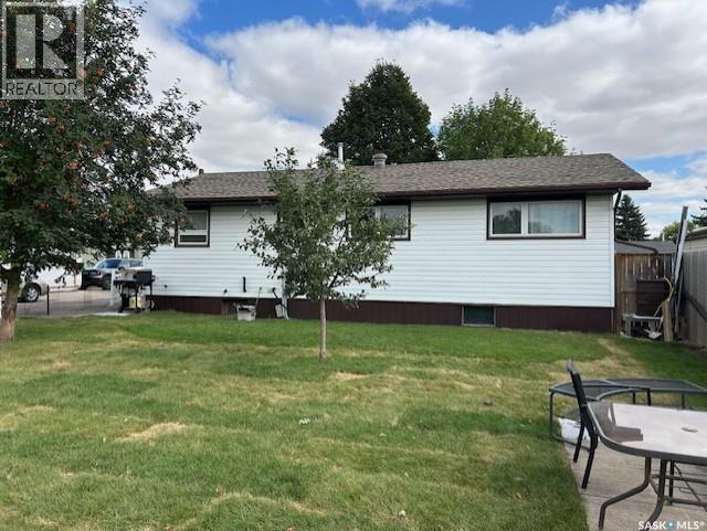 18 Waterloo Road, Yorkton, Saskatchewan  S3N 3E8 - Photo 21 - SK033404