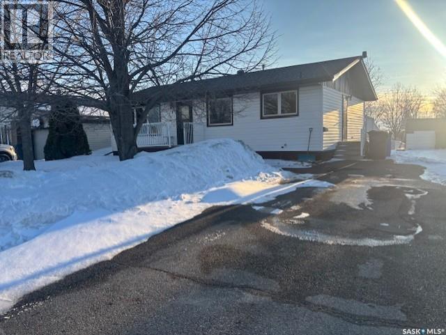 18 Waterloo Road, Yorkton, Saskatchewan  S3N 3E8 - Photo 4 - SK033404