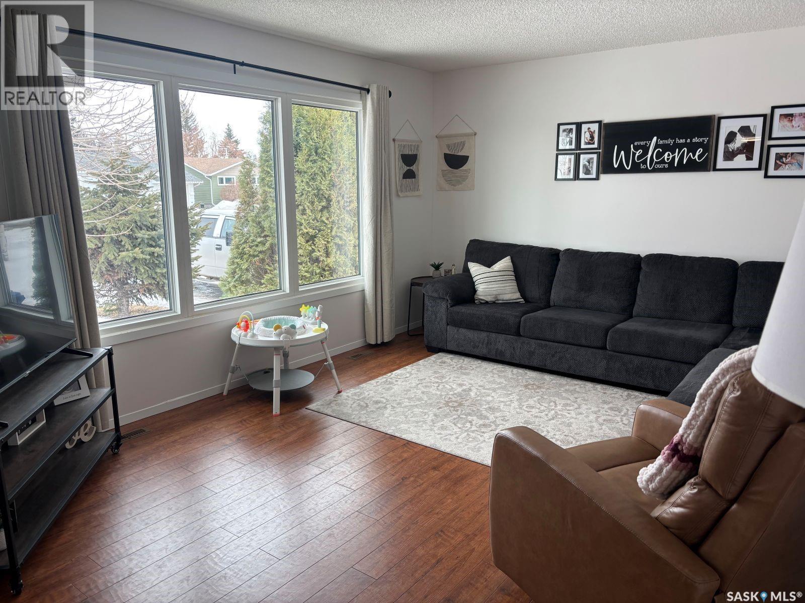 18 Waterloo Road, Yorkton, Saskatchewan  S3N 3E8 - Photo 5 - SK033404