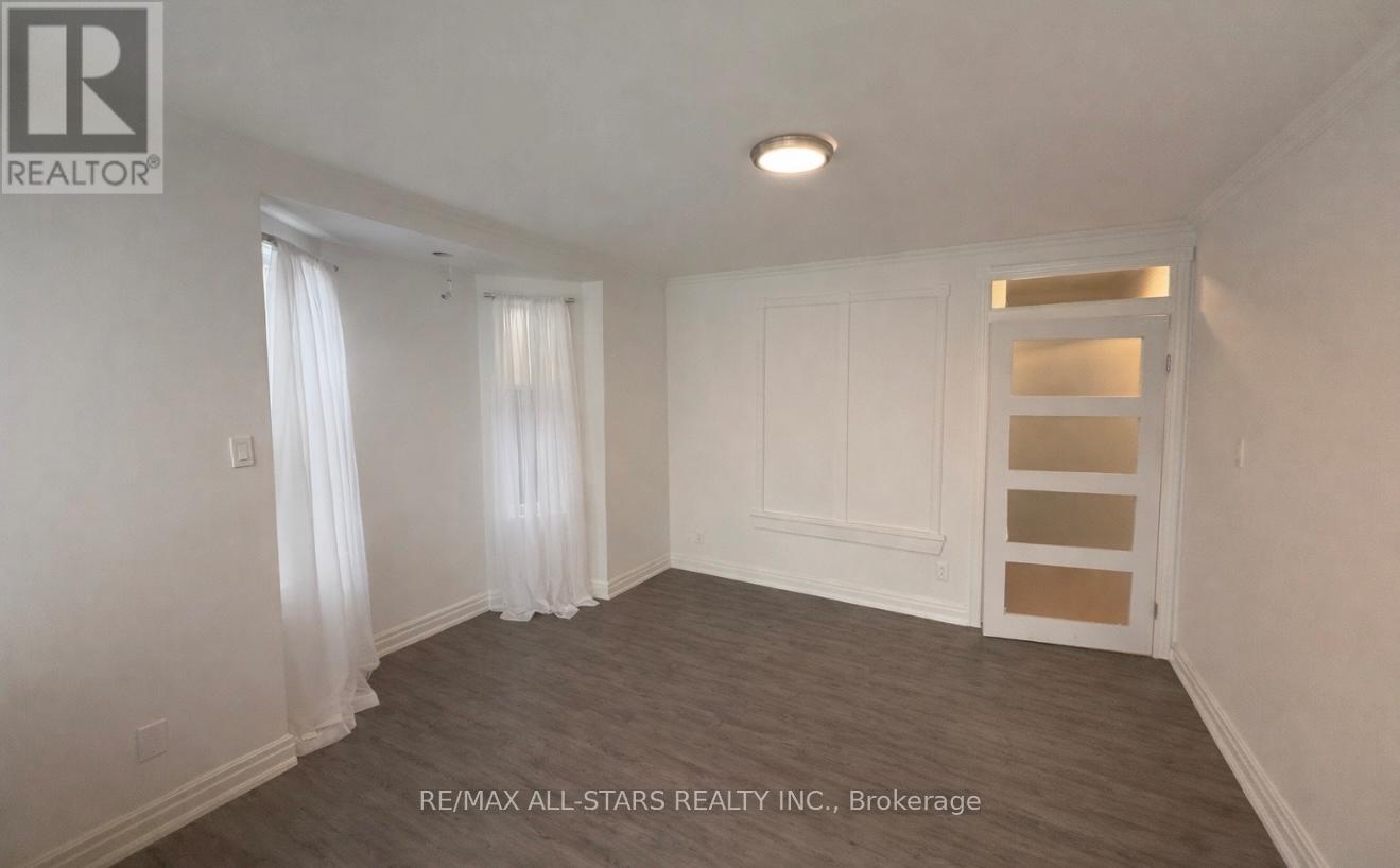 200 - 1918a Queen Street E, Toronto, Ontario  M4L 1H5 - Photo 3 - E13019828