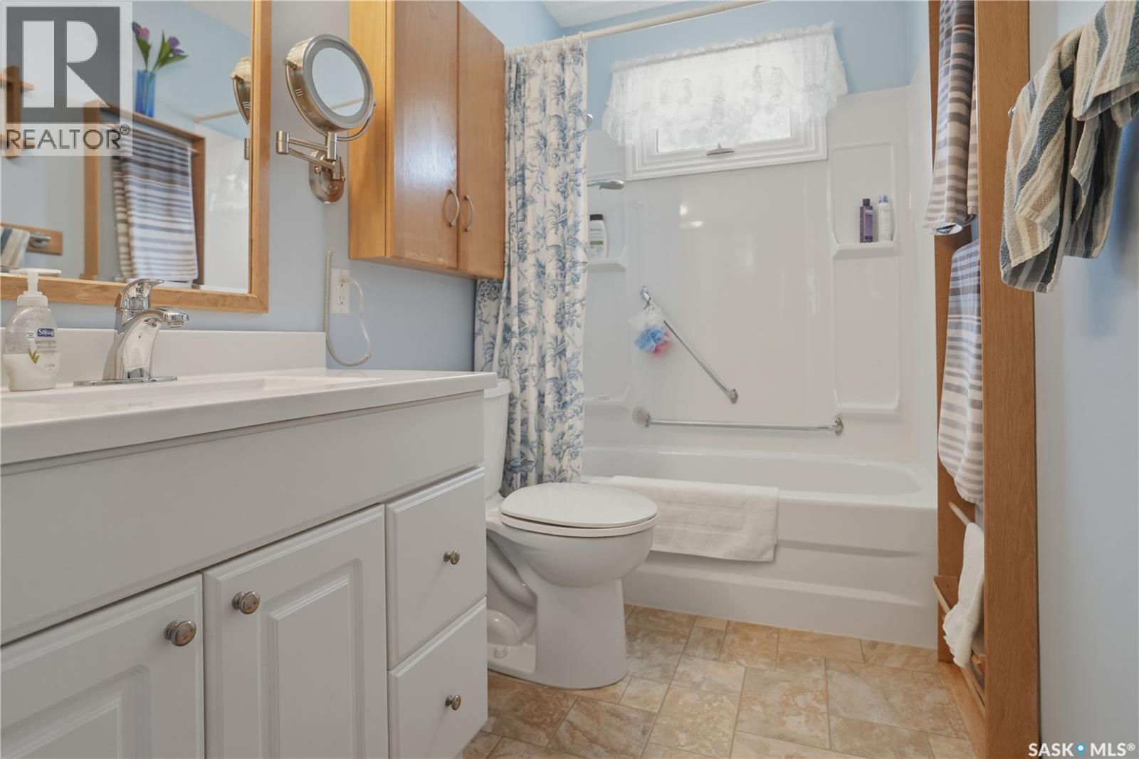 1551 Mackenzie King Crescent, North Battleford, Saskatchewan  S9A 3C5 - Photo 14 - SK033384