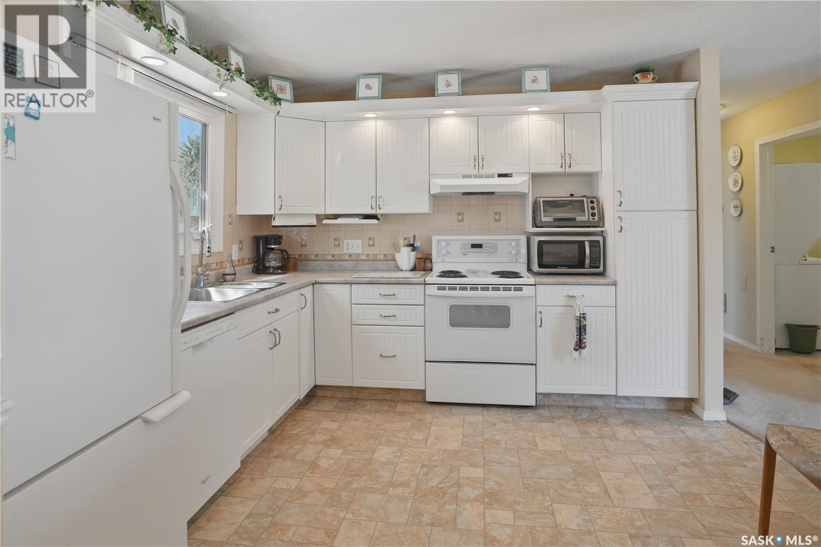 1551 Mackenzie King Crescent, North Battleford, Saskatchewan  S9A 3C5 - Photo 8 - SK033384