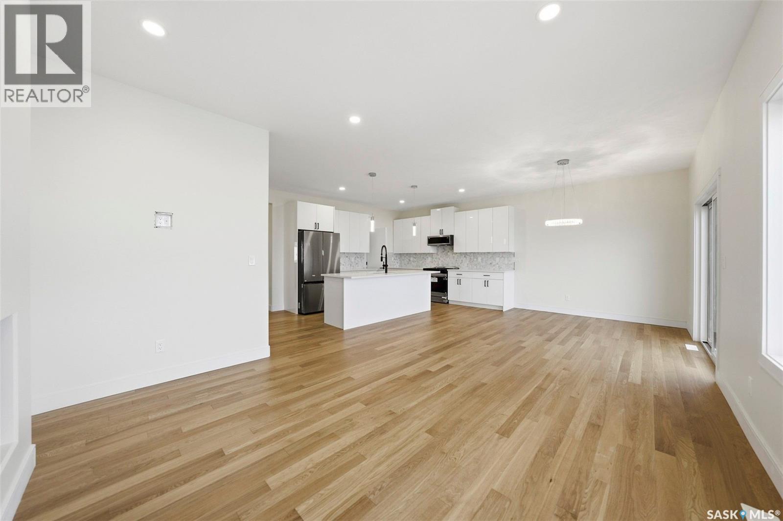 335 Sharma Crescent, Saskatoon, Saskatchewan  S7W 1J1 - Photo 17 - SK033349