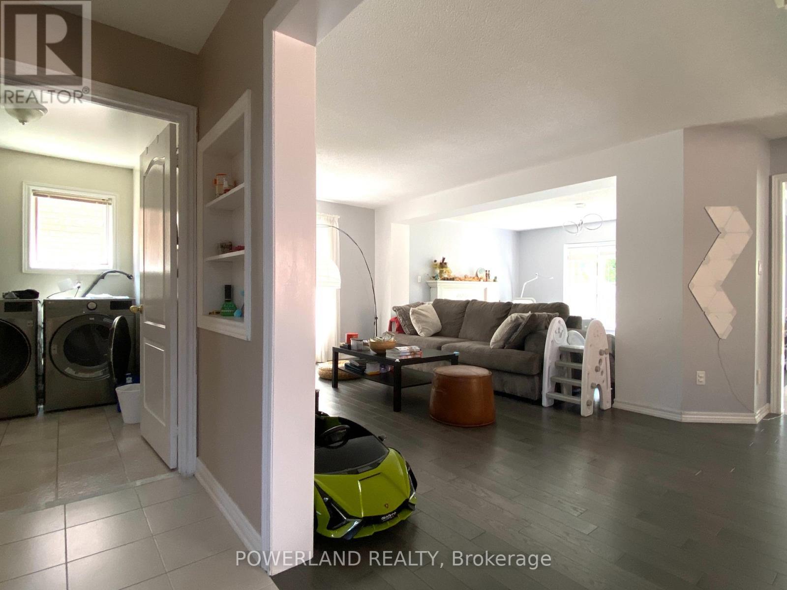 107 Quince Crescent, Markham, Ontario  L3S 3T7 - Photo 19 - N12935774