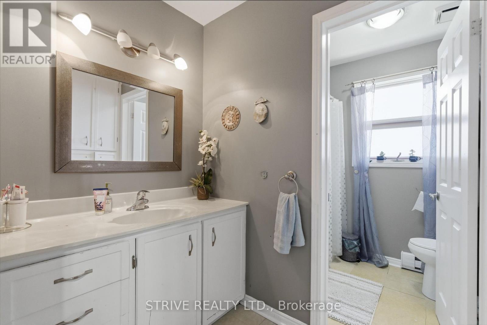 524 Lisbon Court, Oshawa, Ontario  L1J 6R3 - Photo 21 - E13020204