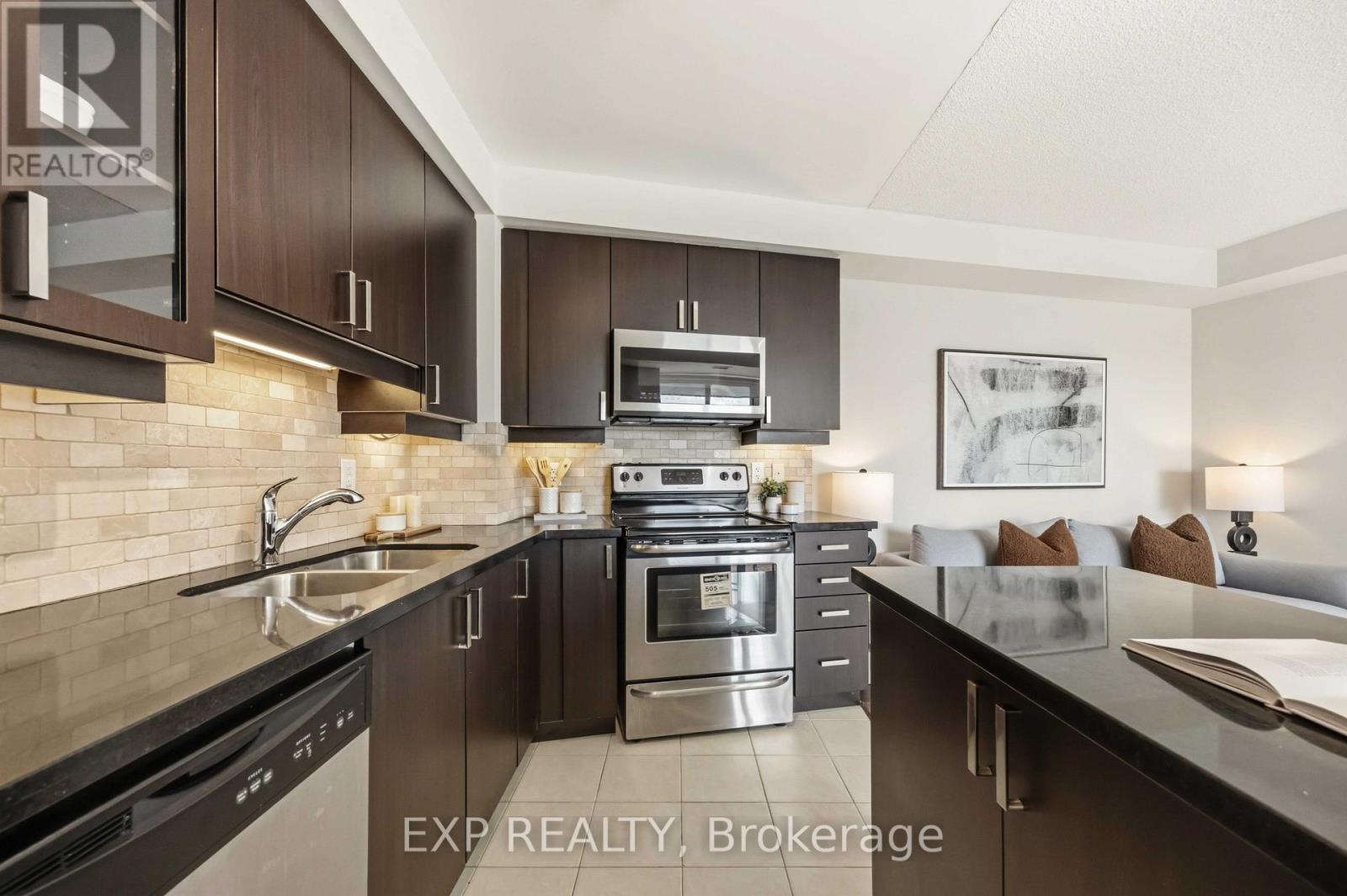 617 - 151 Upper Duke Crescent, Markham, Ontario  L6G 0E1 - Photo 15 - N13020208