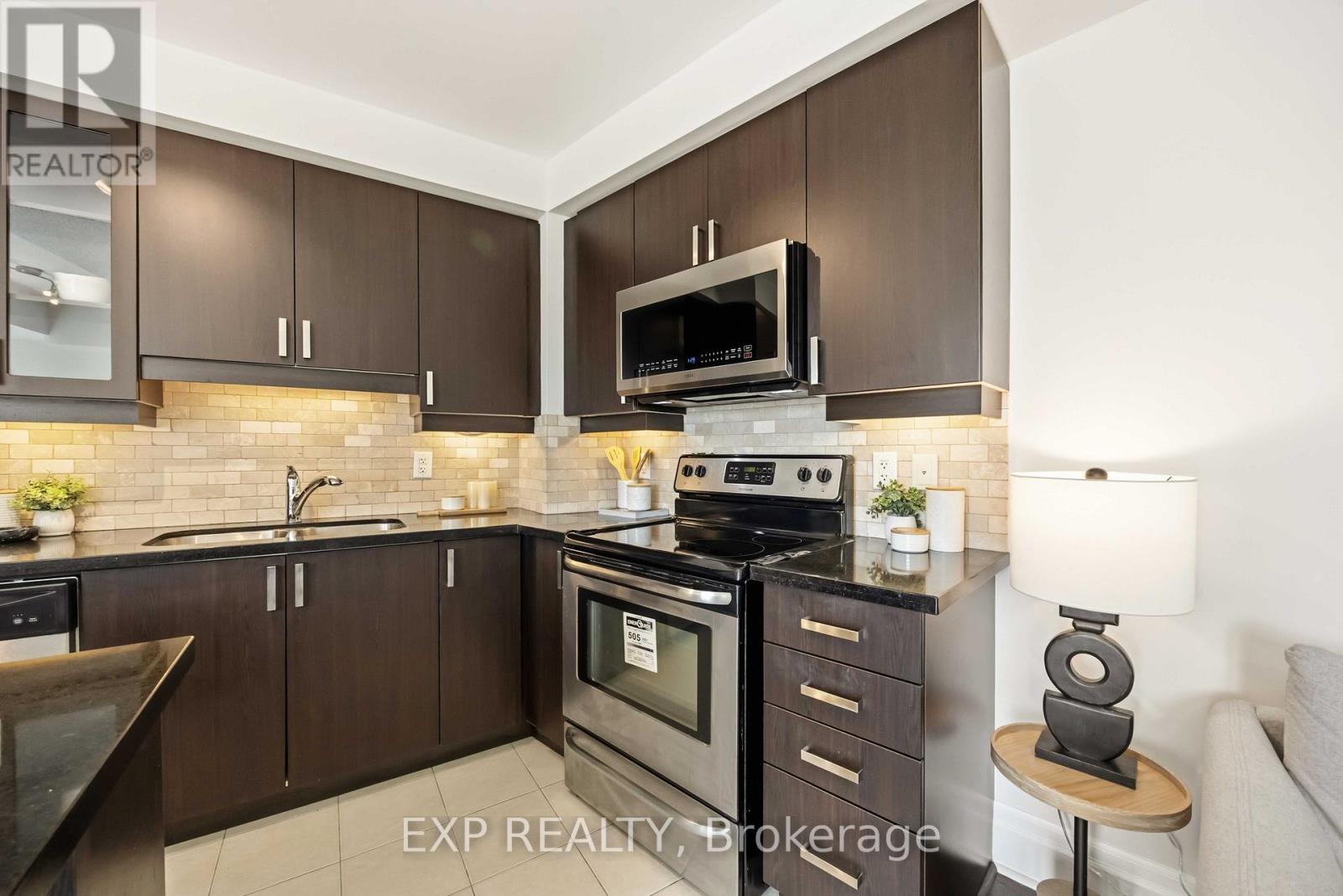 617 - 151 Upper Duke Crescent, Markham, Ontario  L6G 0E1 - Photo 17 - N13020208