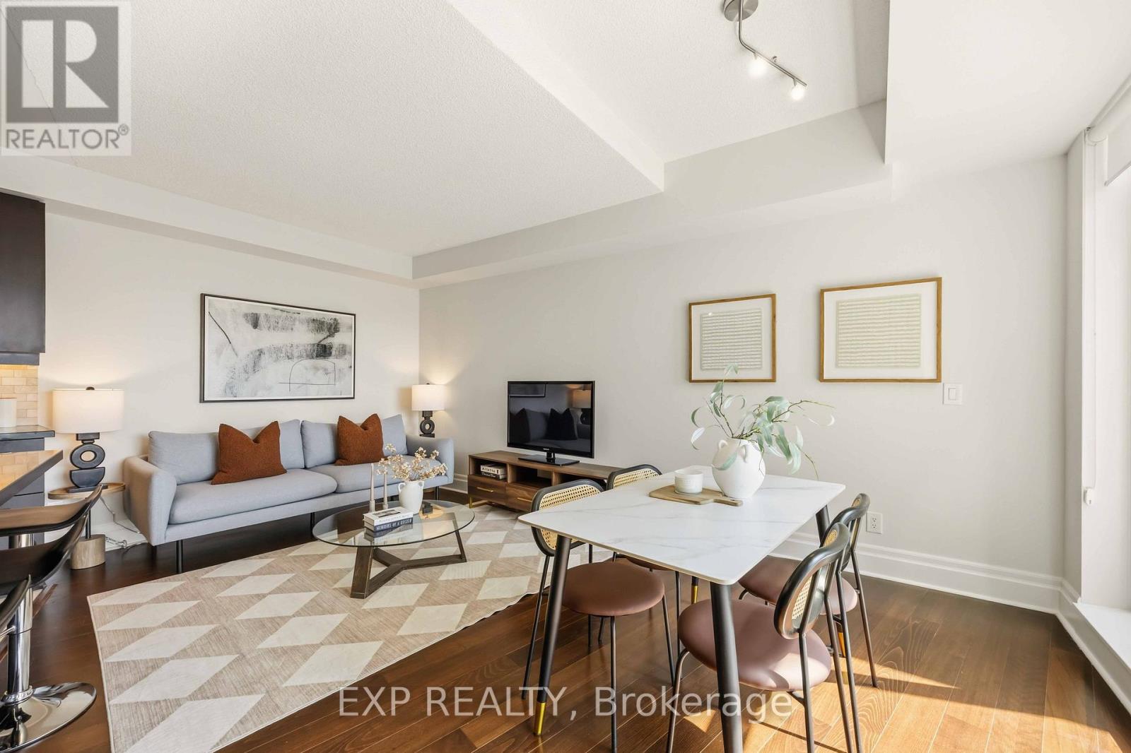 617 - 151 Upper Duke Crescent, Markham, Ontario  L6G 0E1 - Photo 5 - N13020208