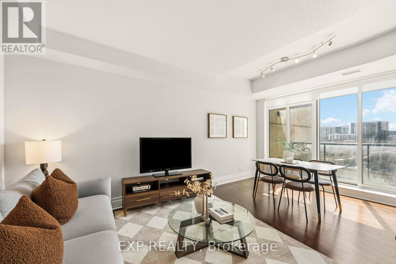 617 - 151 Upper Duke Crescent, Markham, Ontario  L6G 0E1 - Photo 7 - N13020208