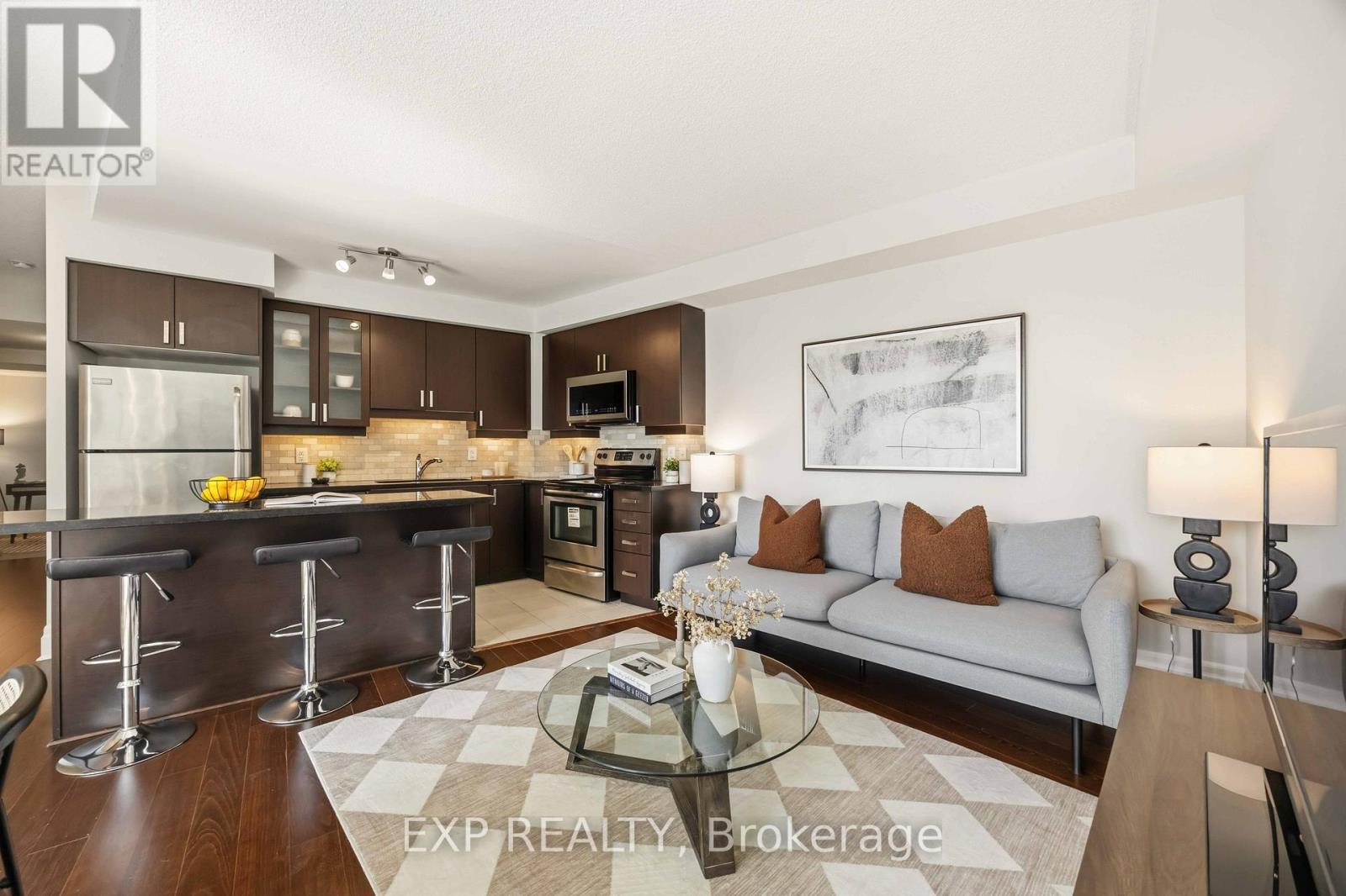 617 - 151 Upper Duke Crescent, Markham, Ontario  L6G 0E1 - Photo 8 - N13020208