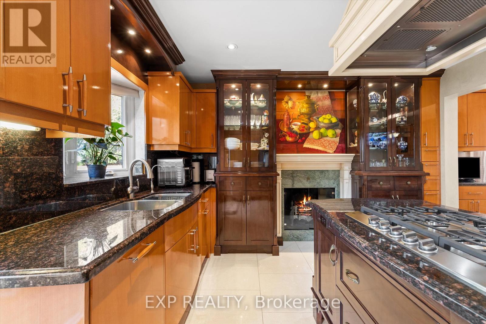 129 Rose Green Drive, Vaughan, Ontario  L4J 4R6 - Photo 10 - N13020320