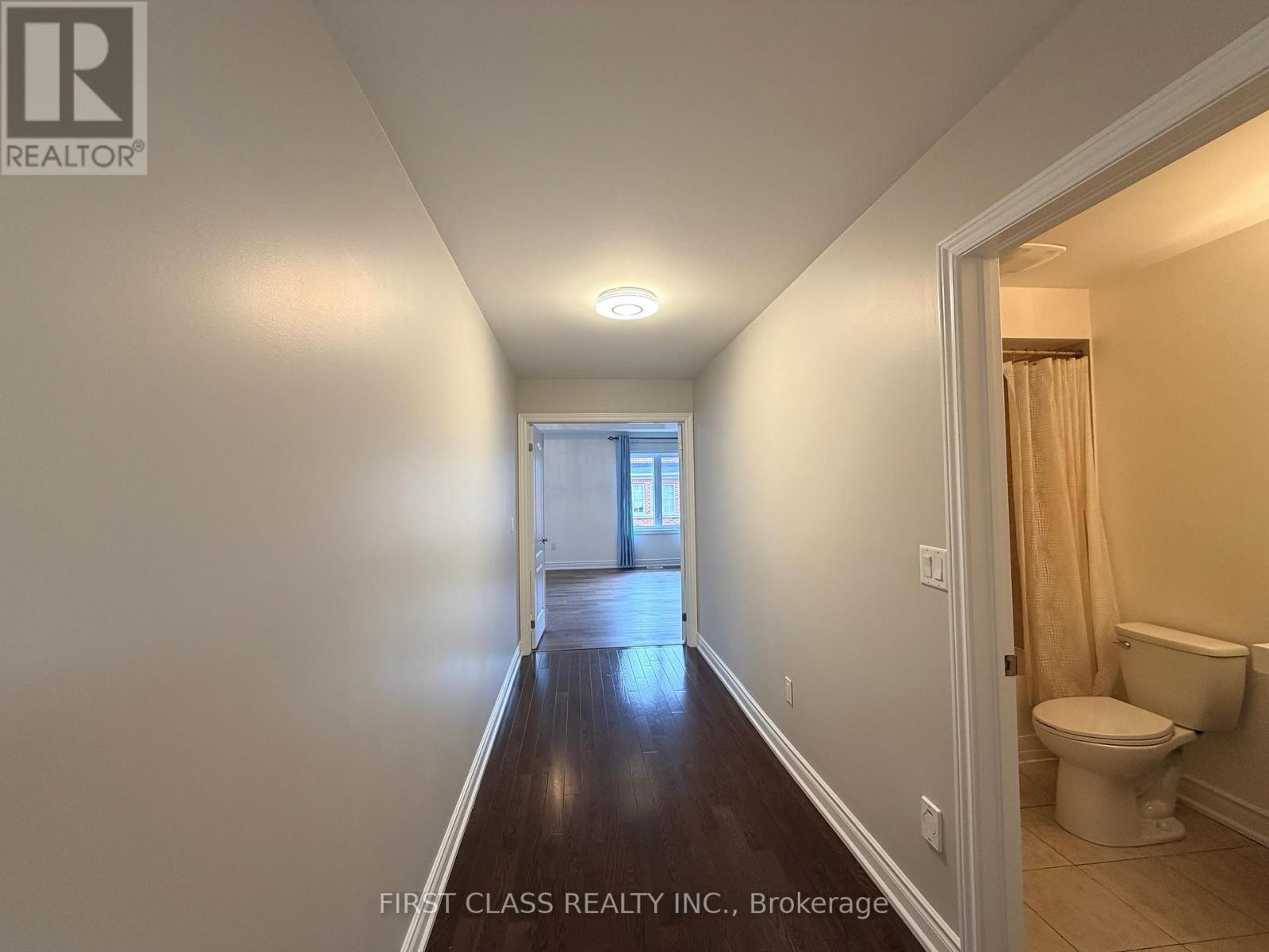 70 Livante Court, Markham, Ontario  L6C 1J5 - Photo 14 - N13020330