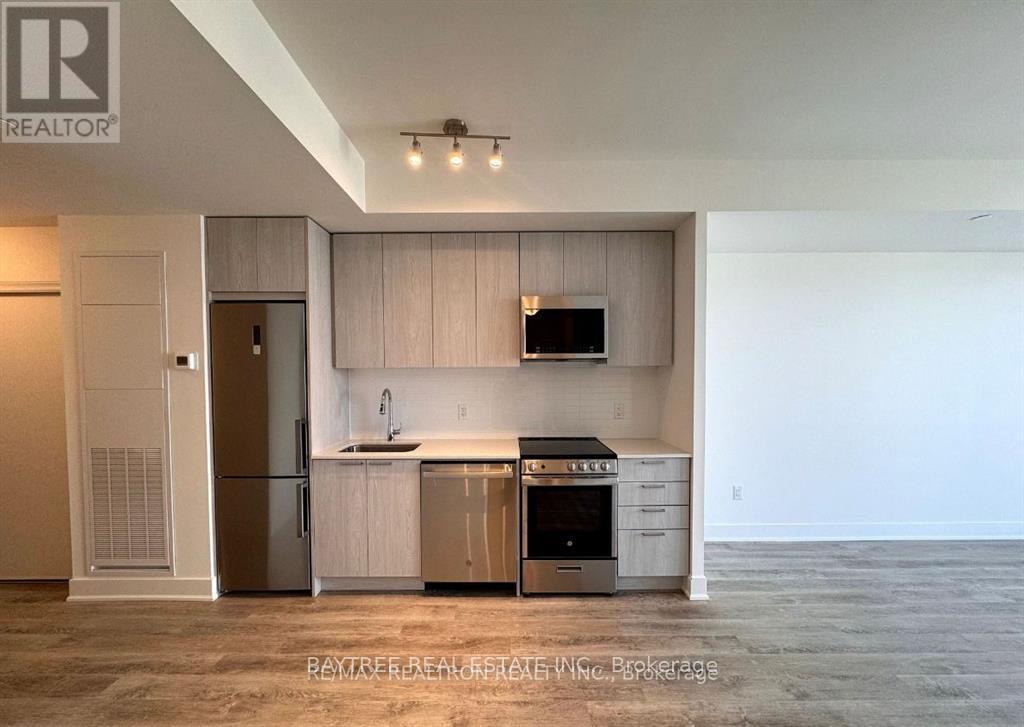 1205 - 185 DEERFIELD ROAD, Newmarket, Ontario