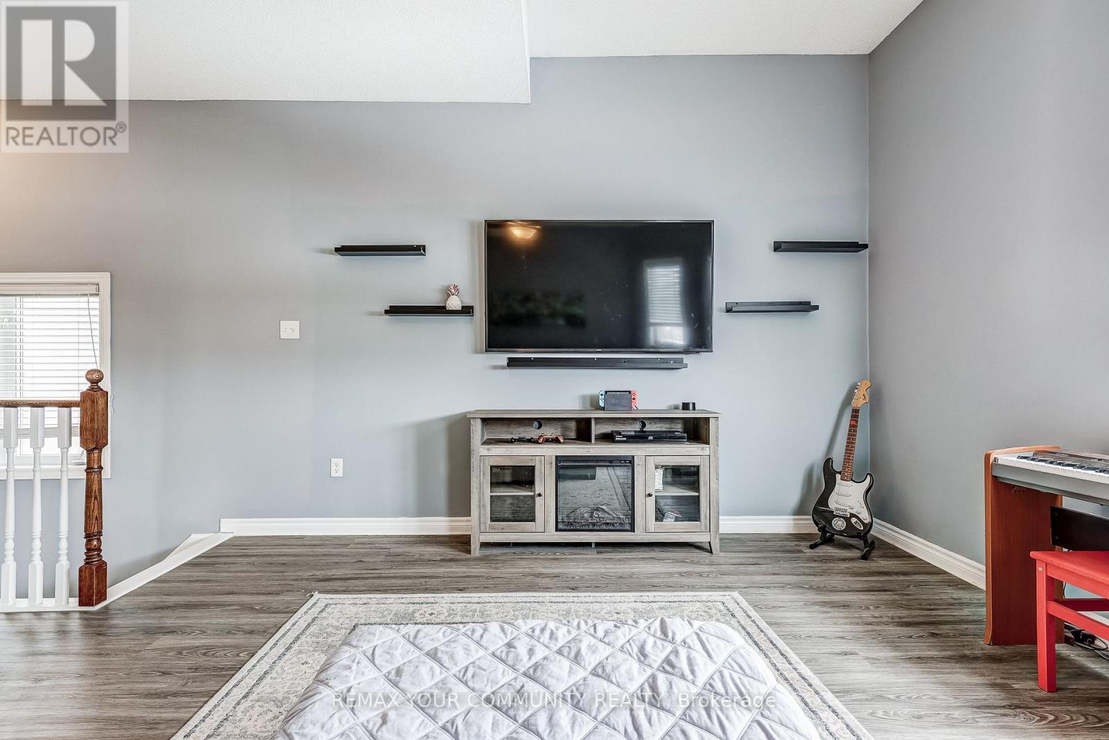 2 Laurelbank Crescent, Georgina, Ontario  L4P 4H6 - Photo 22 - N13020504