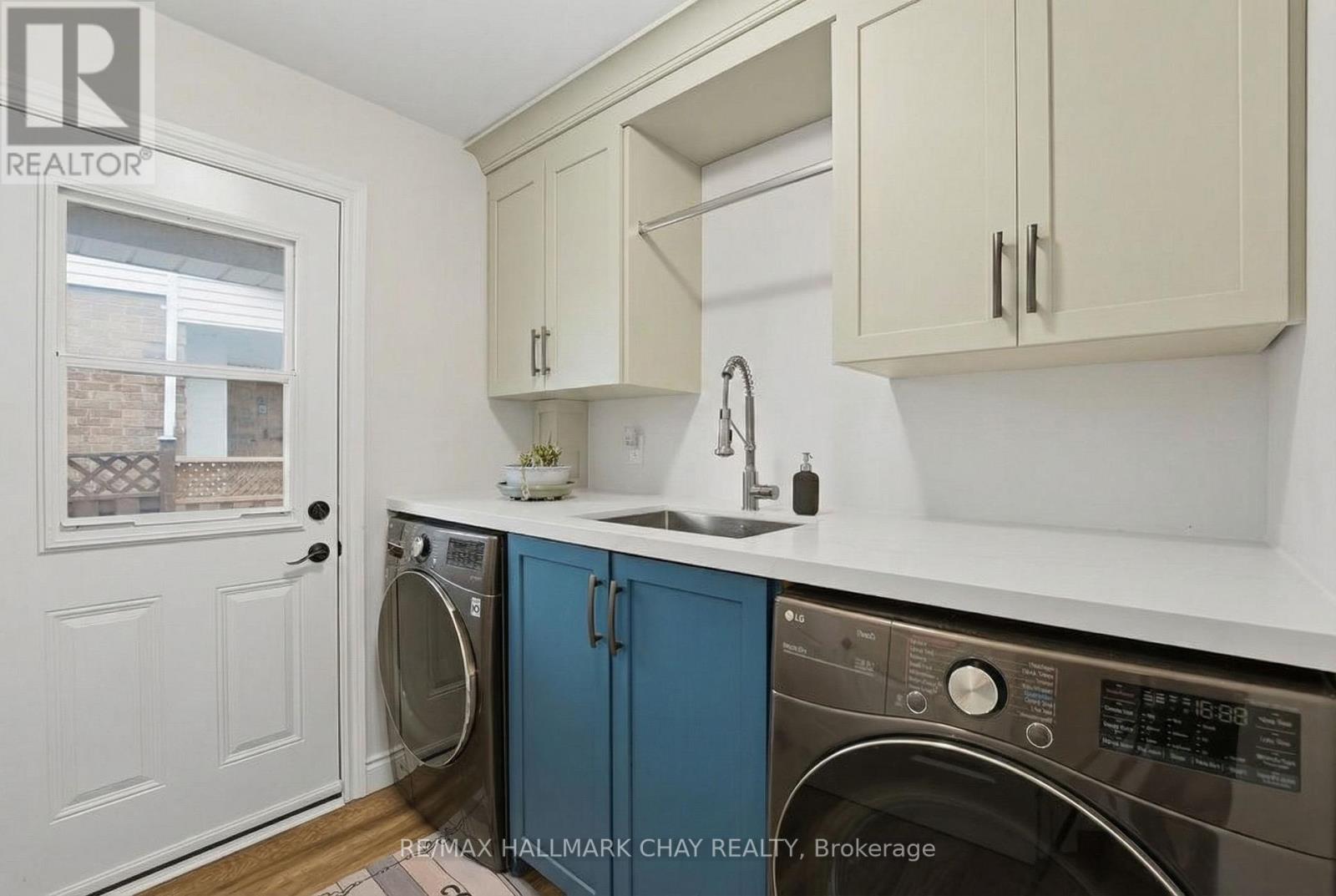 120 Herrell Avenue, Barrie (Painswick North), Ontario  L4N 6V1 - Photo 17 - S13020328