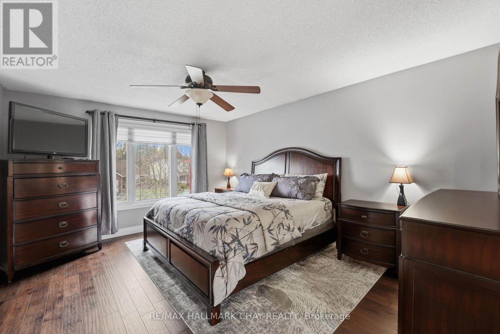 120 Herrell Avenue, Barrie (Painswick North), Ontario  L4N 6V1 - Photo 19 - S13020328