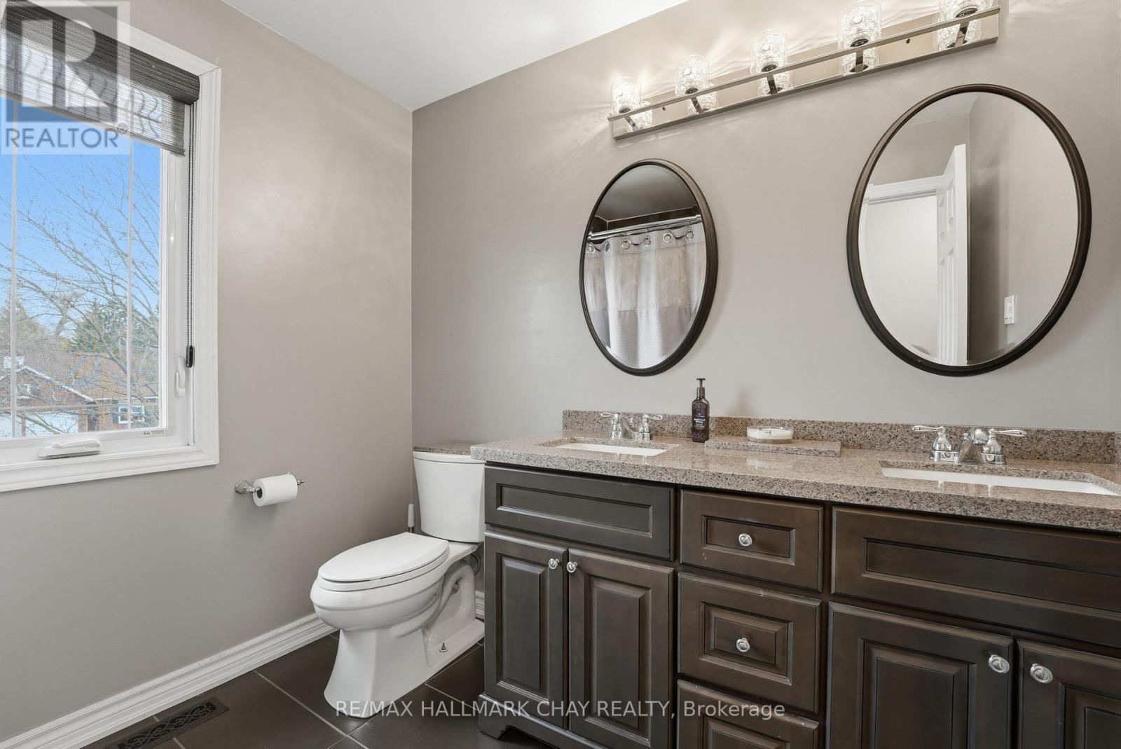 120 Herrell Avenue, Barrie (Painswick North), Ontario  L4N 6V1 - Photo 25 - S13020328