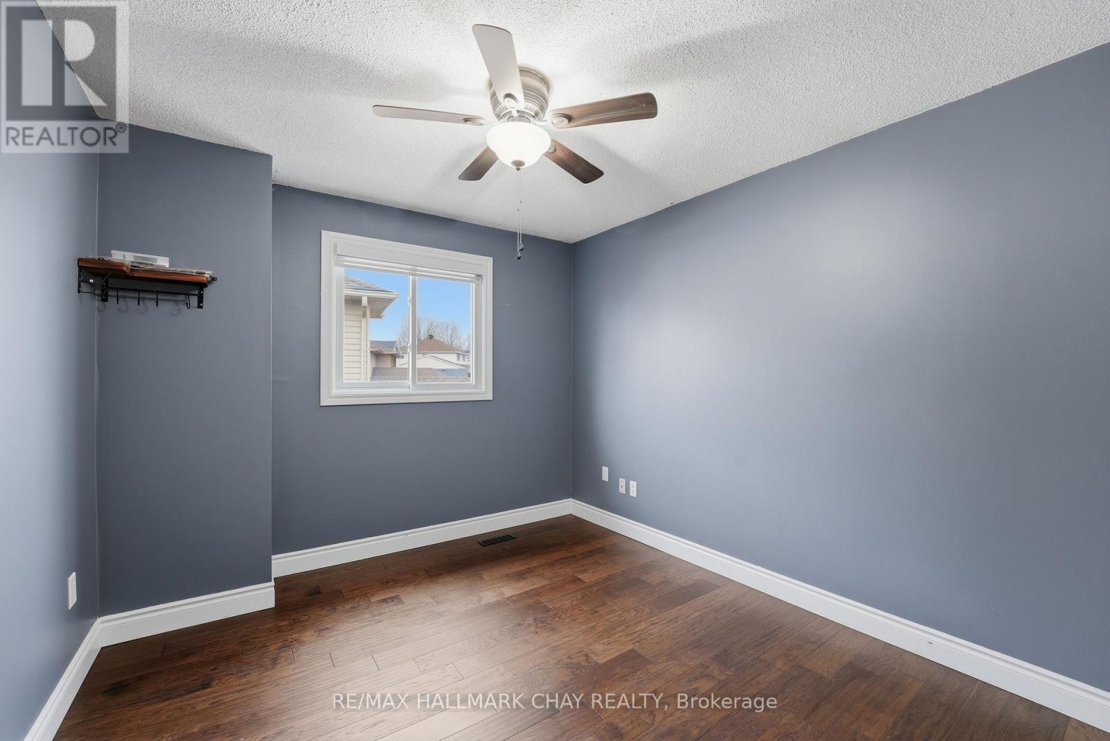 120 Herrell Avenue, Barrie (Painswick North), Ontario  L4N 6V1 - Photo 28 - S13020328