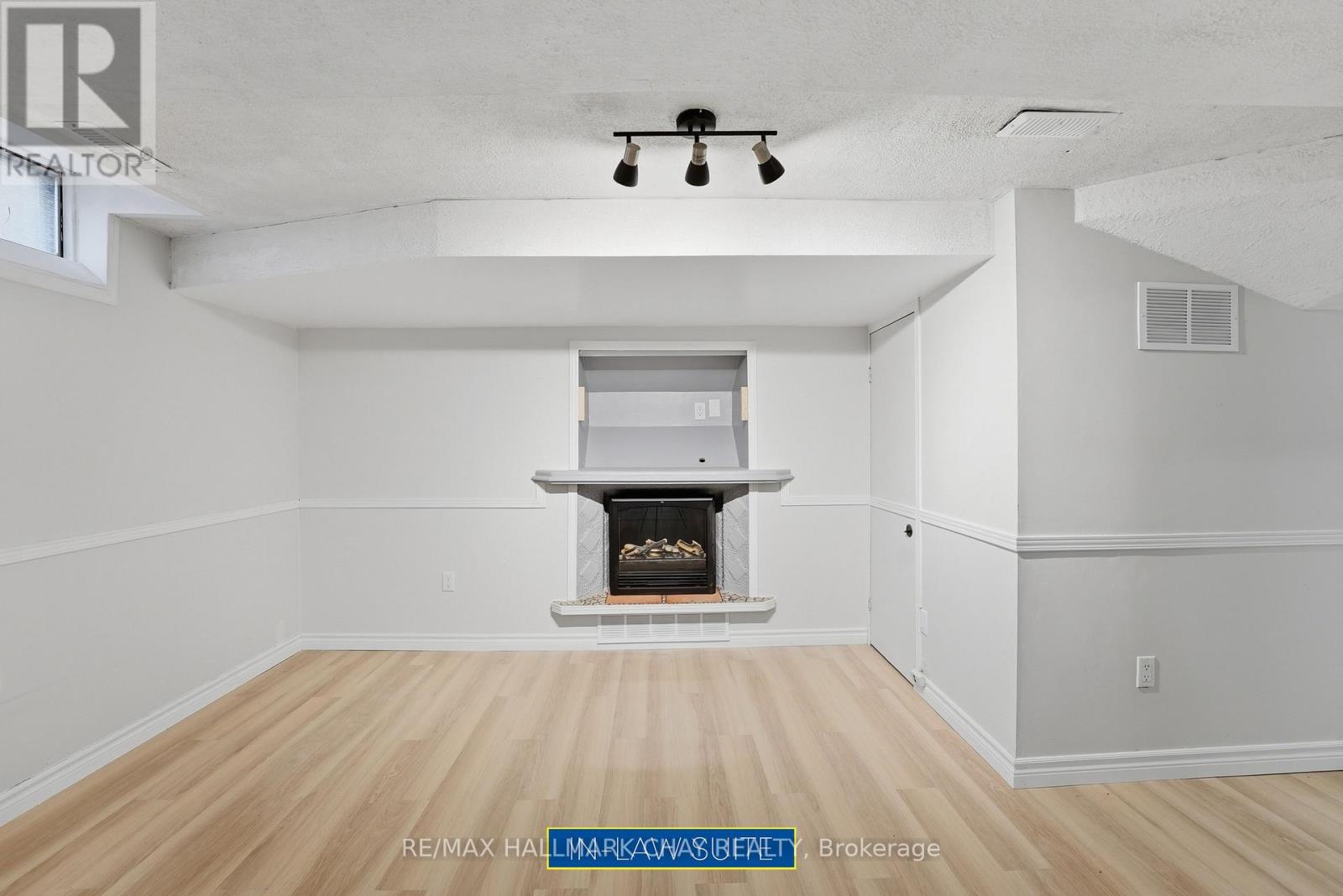 120 Herrell Avenue, Barrie (Painswick North), Ontario  L4N 6V1 - Photo 33 - S13020328