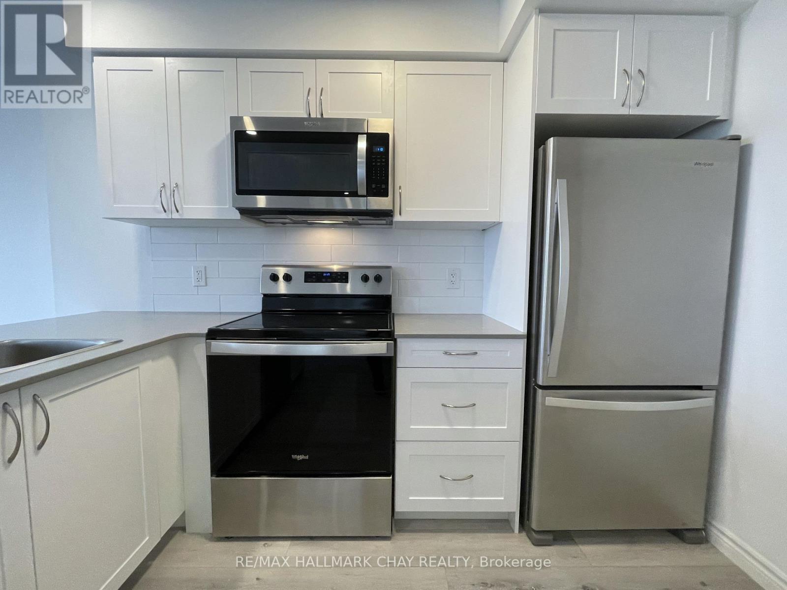 501 - 30 Hanmer Street W, Barrie (West Bayfield), Ontario  L4M 0J8 - Photo 10 - S13020406