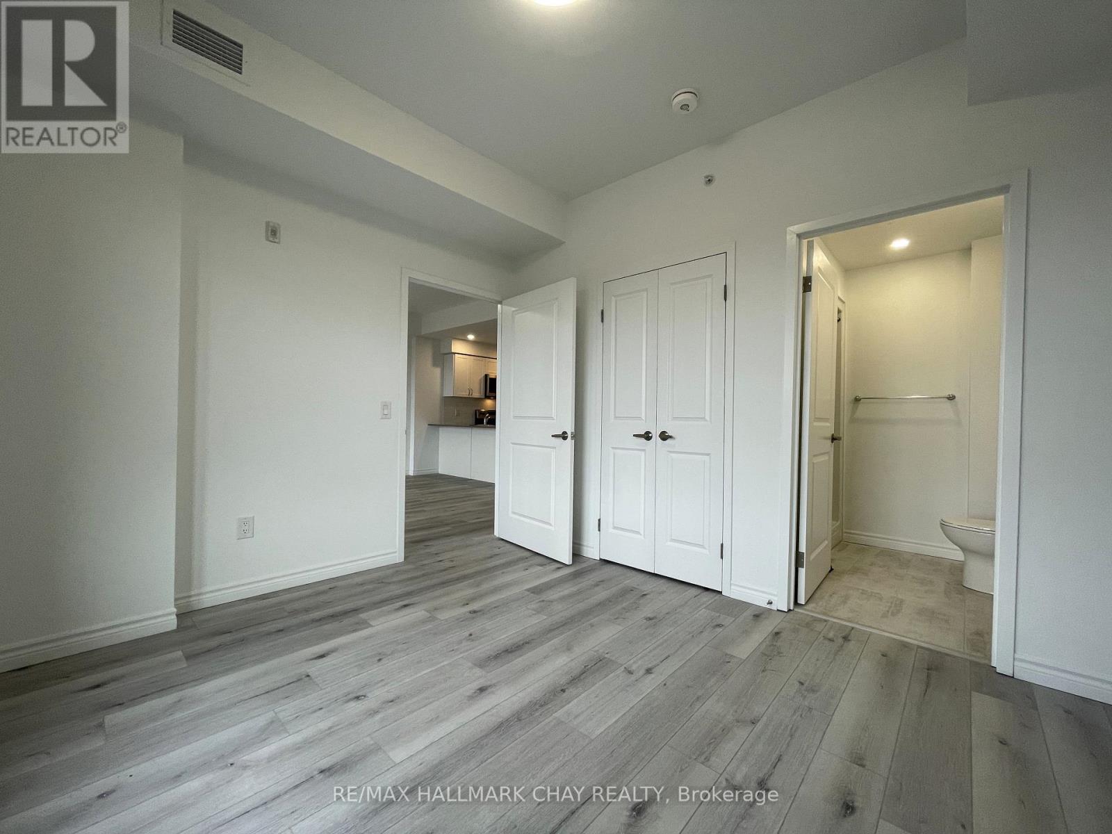 501 - 30 Hanmer Street W, Barrie (West Bayfield), Ontario  L4M 0J8 - Photo 14 - S13020406