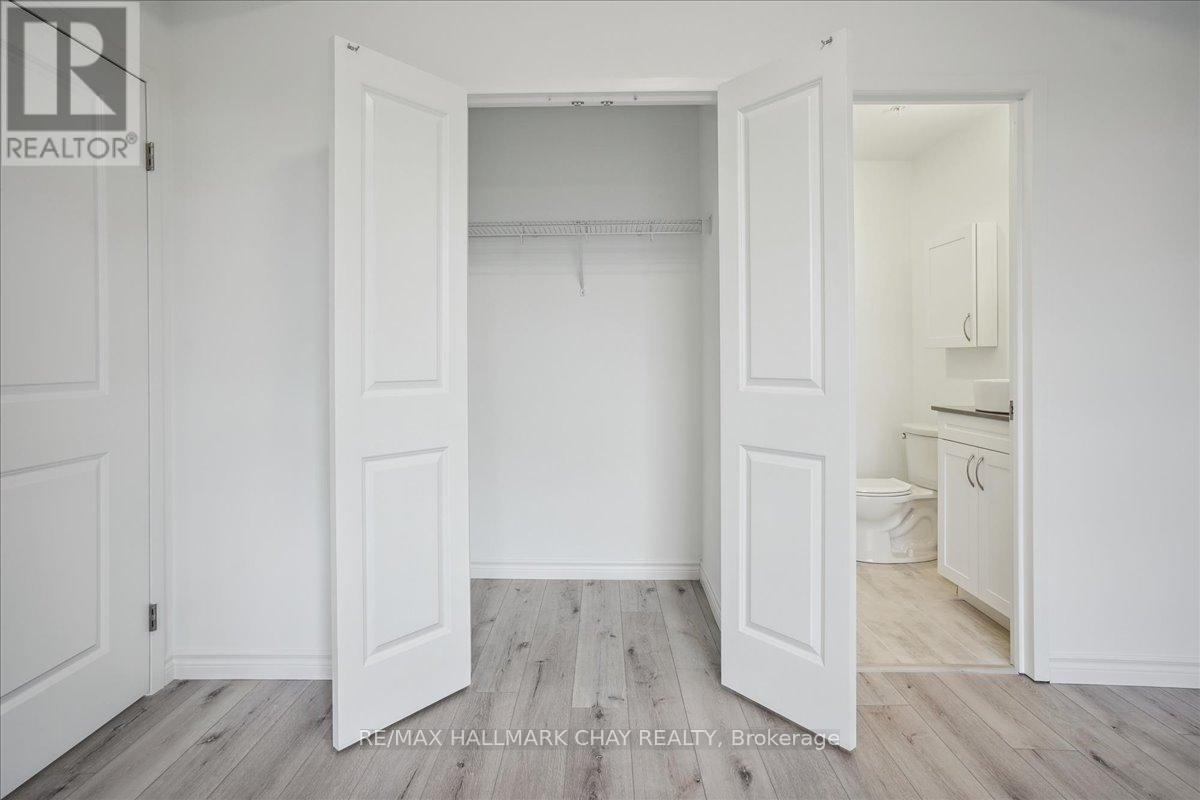 501 - 30 Hanmer Street W, Barrie (West Bayfield), Ontario  L4M 0J8 - Photo 15 - S13020406