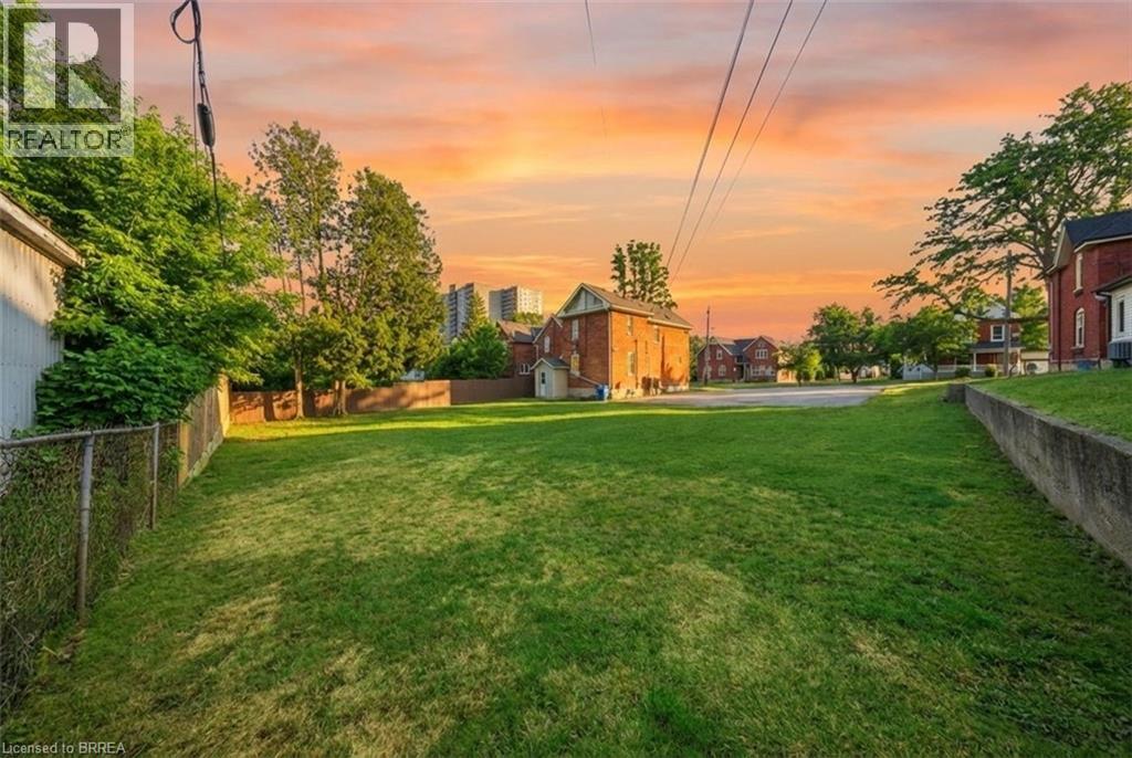 169 Darling Street, Brantford, Ontario  N3S 3W5 - Photo 30 - 40817185