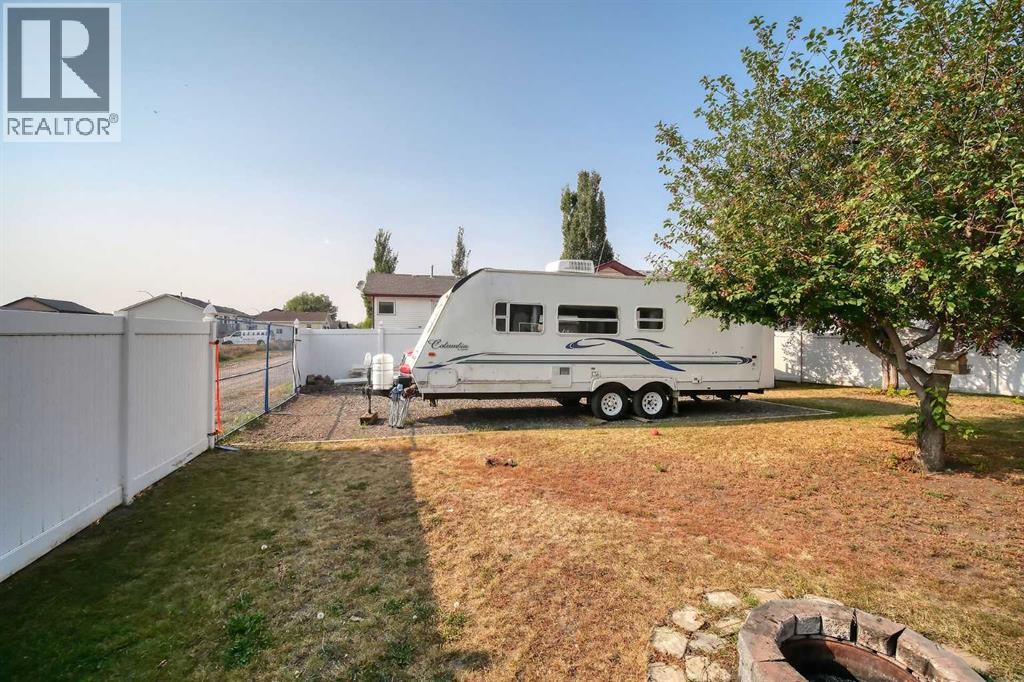 409 9 Street, Beiseker, Alberta  T0M 0G0 - Photo 42 - A2255852