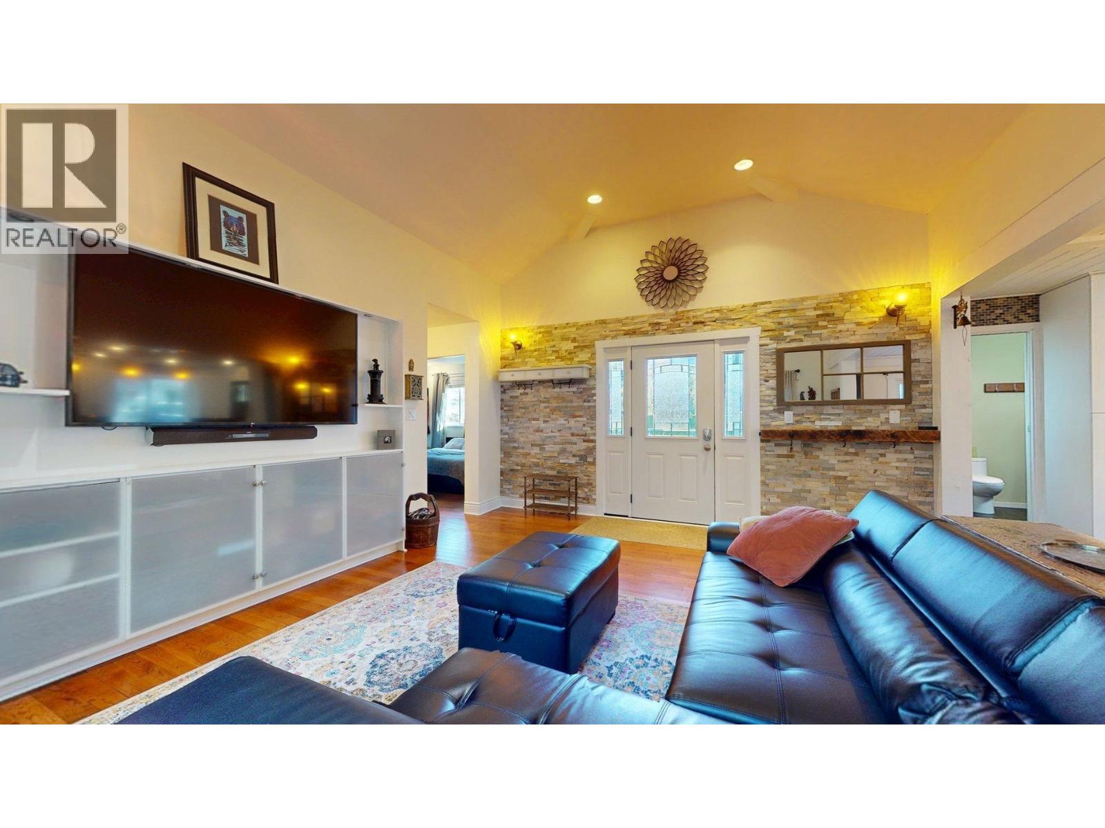 1110 Laramee Road, Squamish, British Columbia  V0N 1H0 - Photo 15 - R3110429