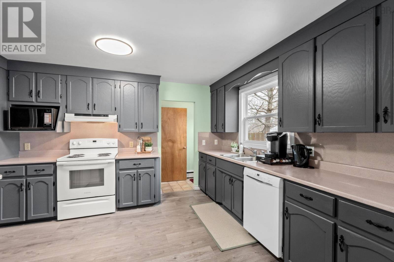 1491 Crossley Court, Windsor, Nova Scotia  B0N 2T0 - Photo 9 - 202606421