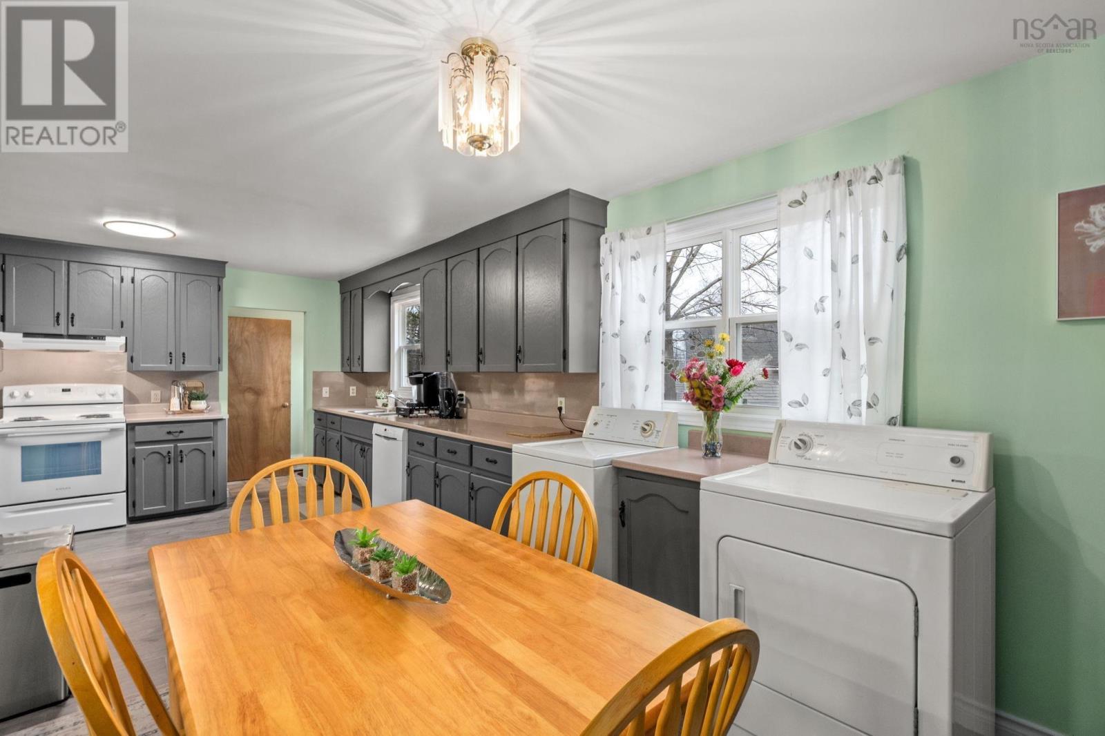 1491 Crossley Court, Windsor, Nova Scotia  B0N 2T0 - Photo 6 - 202606421