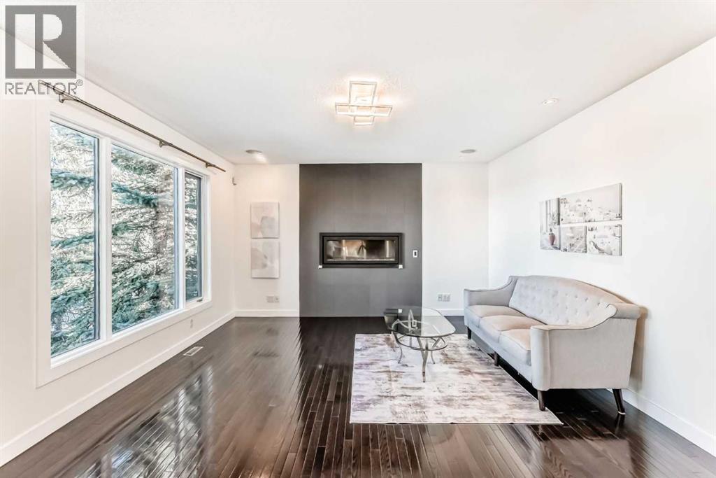 1396 Shawnee Road SW, Calgary, Alberta  T2Y 2H1 - Photo 18 - A2271876