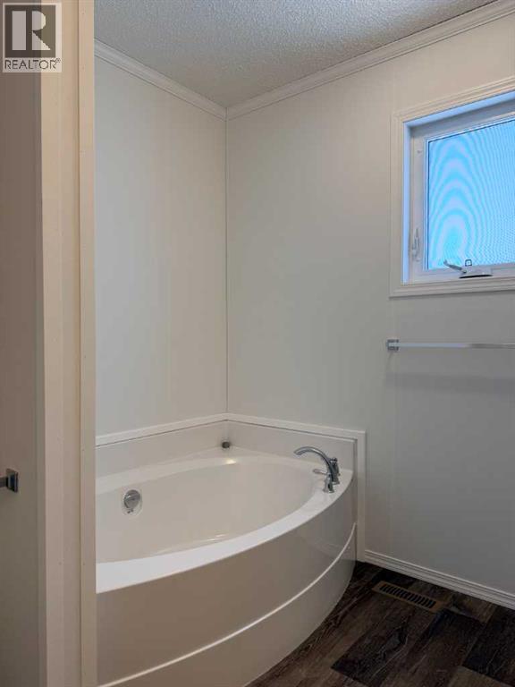 140 Caouette Crescent, Fort Mcmurray, Alberta  T9K 2H5 - Photo 13 - A2302978