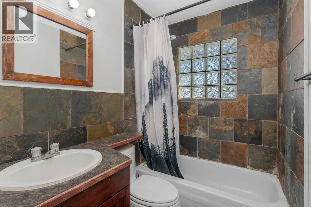 3601 41 Avenue, Red Deer, Alberta  T4N 2X7 - Photo 12 - A2297011