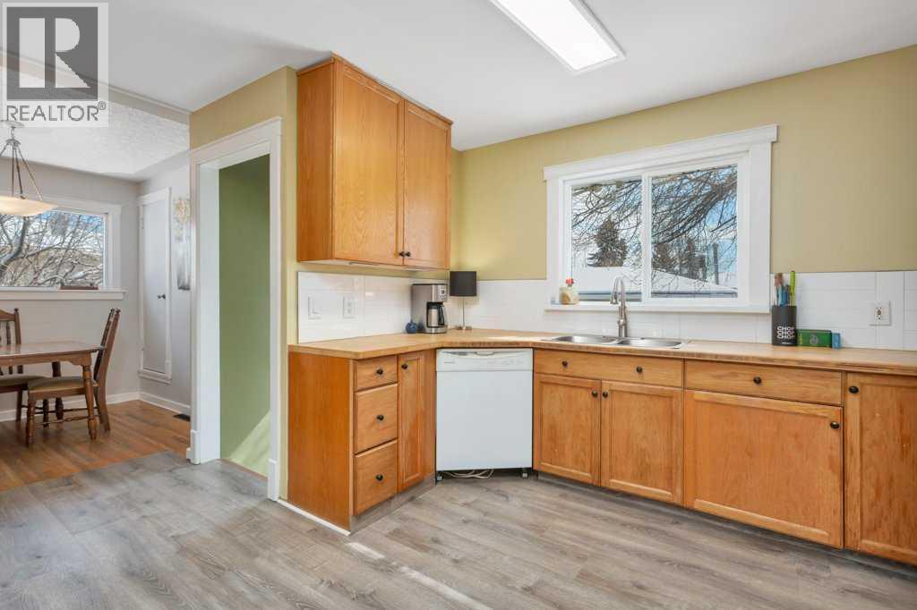 3601 41 Avenue, Red Deer, Alberta  T4N 2X7 - Photo 9 - A2297011