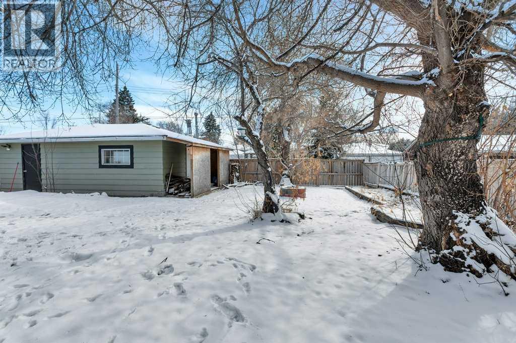 3601 41 Avenue, Red Deer, Alberta  T4N 2X7 - Photo 21 - A2297011