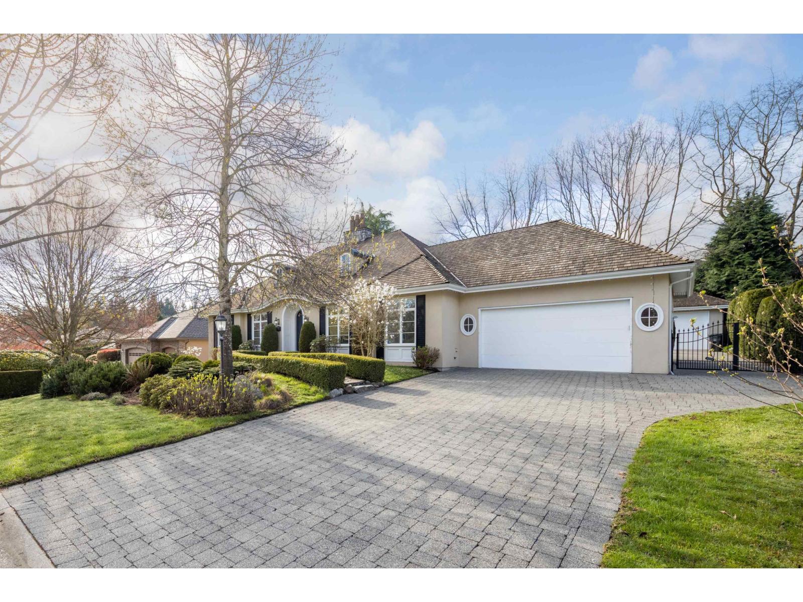 14048 30 Avenue, Surrey, British Columbia  V4P 2N3 - Photo 2 - R3113170