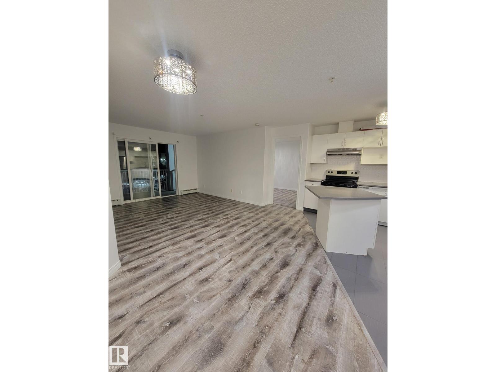 #234 16221 95 St NW, Edmonton, Alberta  T5Z 3V3 - Photo 4 - E4465872