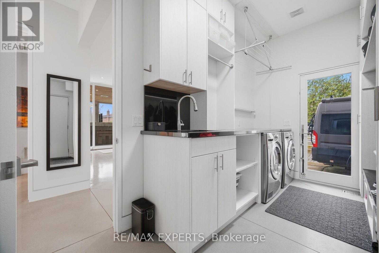 1527 Glenhill Crescent, Mississauga, Ontario  L5H 3C4 - Photo 25 - W13020210