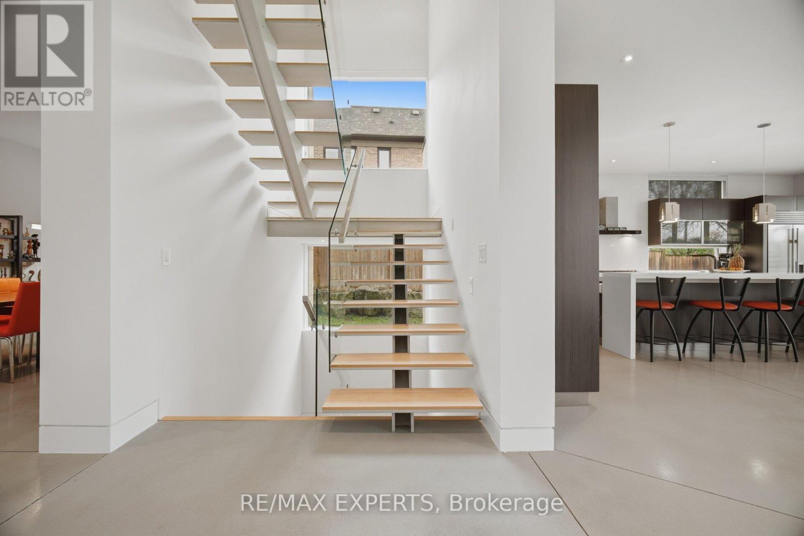 1527 Glenhill Crescent, Mississauga, Ontario  L5H 3C4 - Photo 28 - W13020210