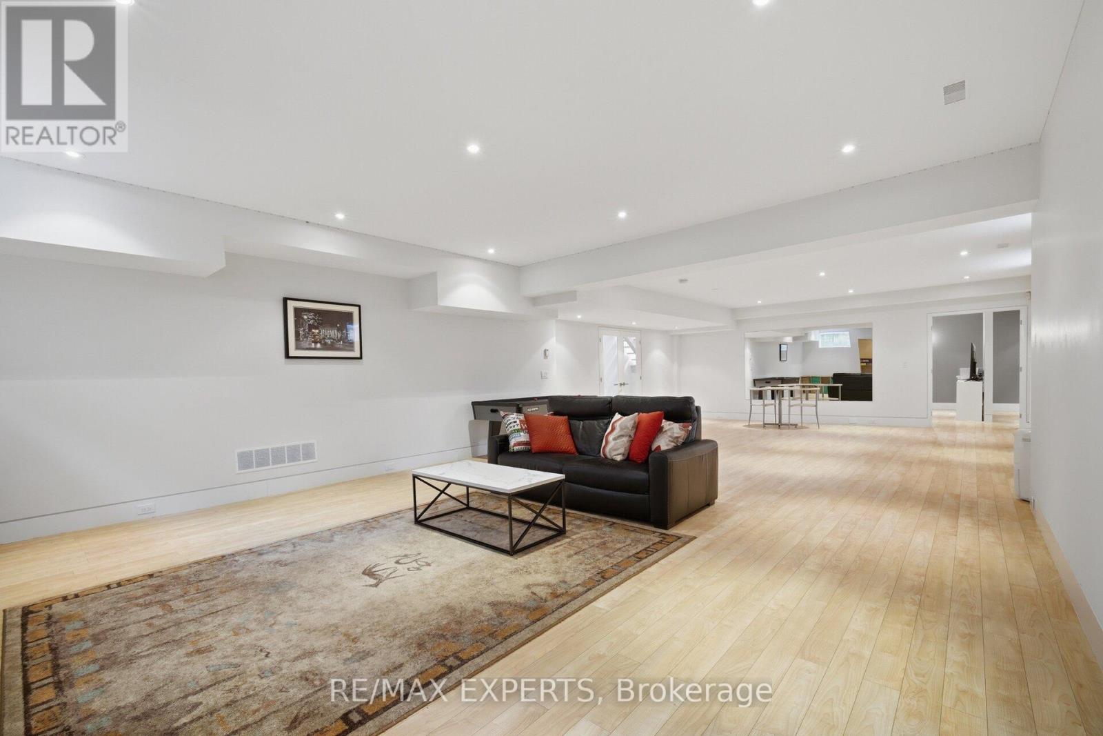 1527 Glenhill Crescent, Mississauga, Ontario  L5H 3C4 - Photo 45 - W13020210