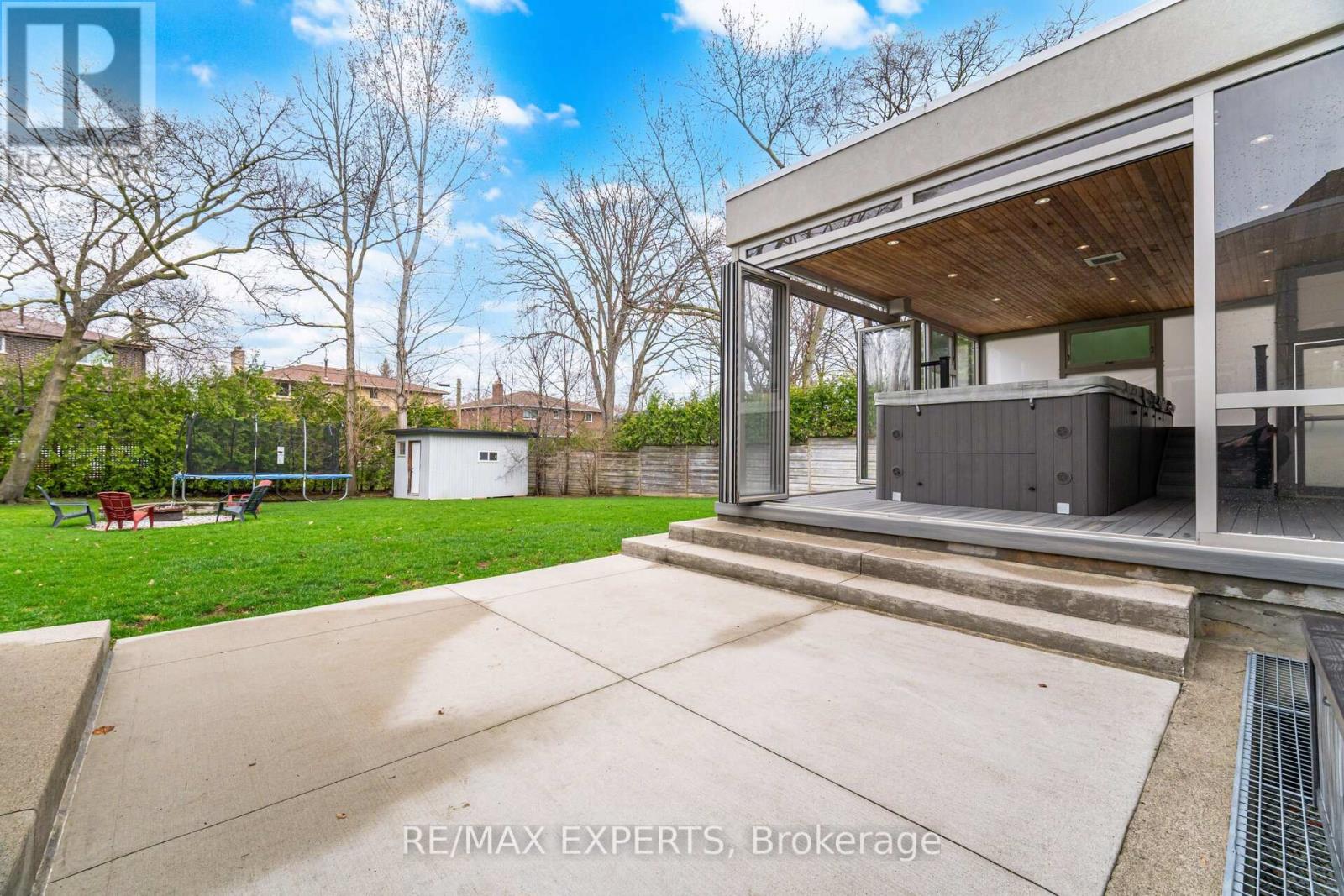 1527 Glenhill Crescent, Mississauga, Ontario  L5H 3C4 - Photo 48 - W13020210