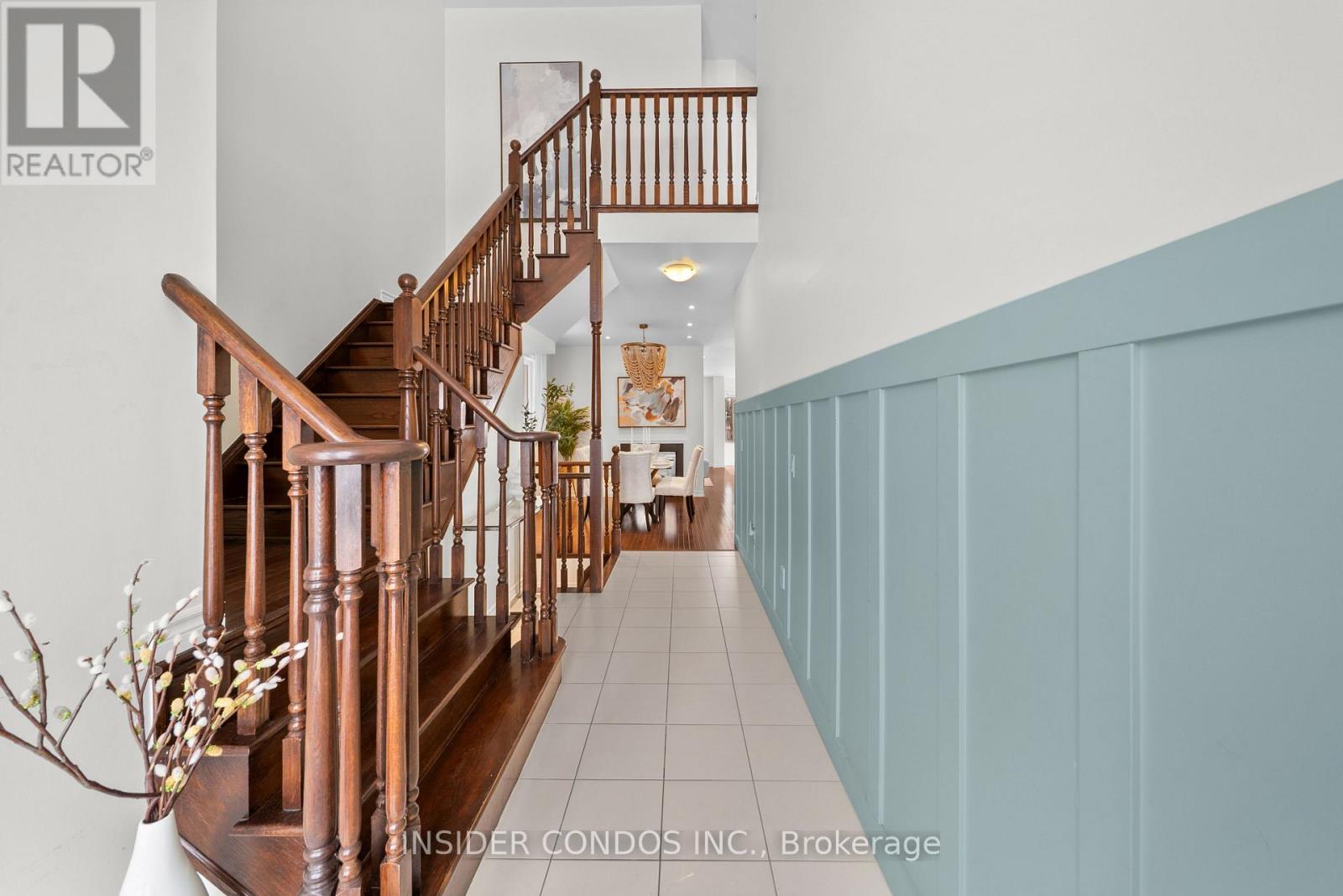 185 Bonnieglen Farm Boulevard, Caledon, Ontario  L6P 1K7 - Photo 6 - W13020218