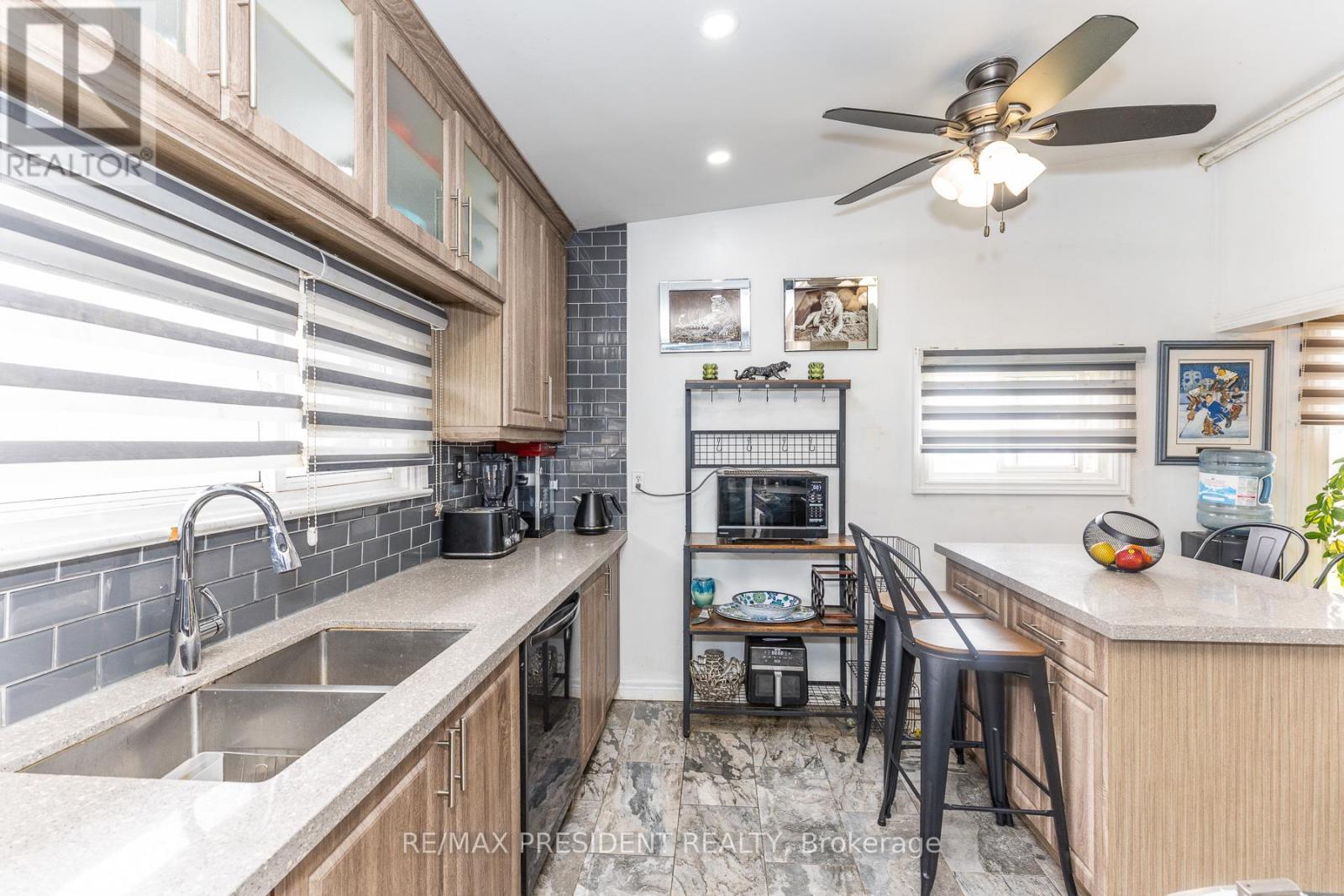 7648 Redstone Road, Mississauga, Ontario  L4T 2B9 - Photo 21 - W13020222