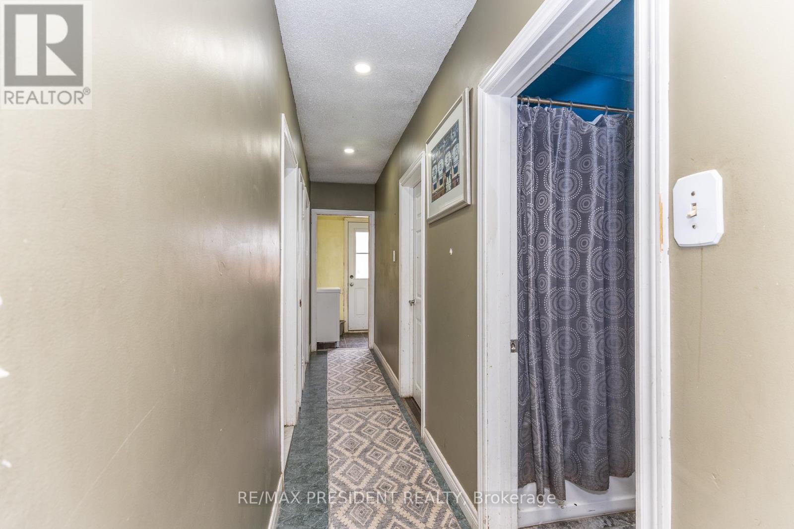 7648 Redstone Road, Mississauga, Ontario  L4T 2B9 - Photo 22 - W13020222