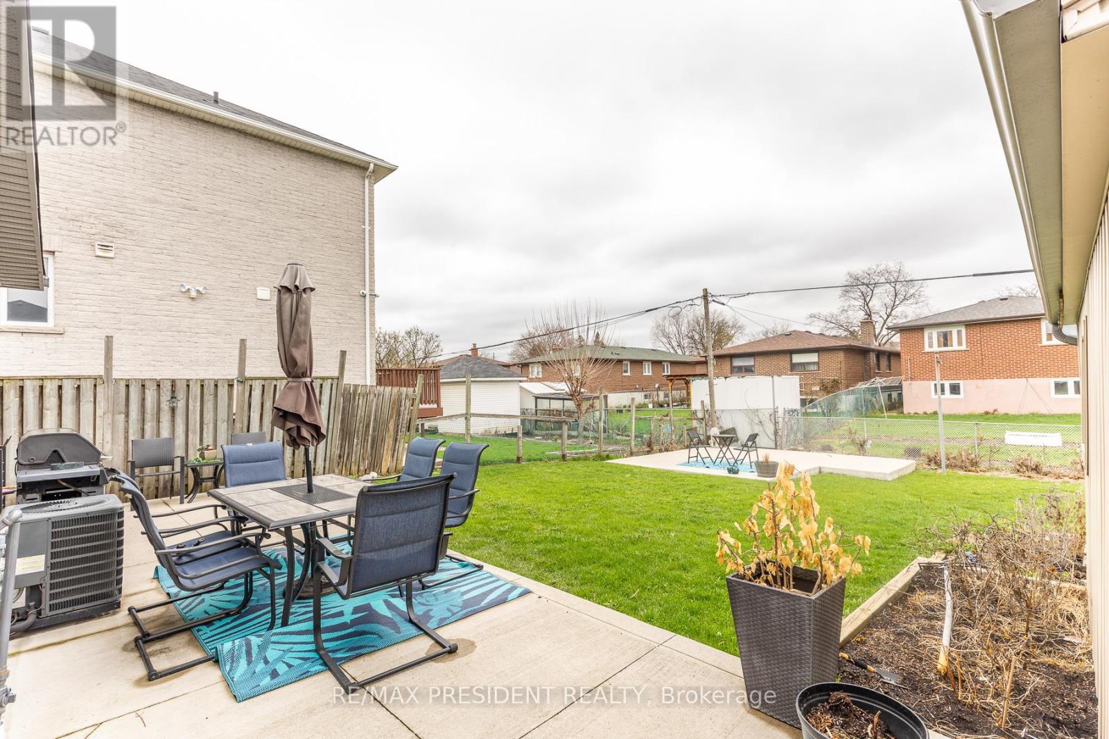 7648 Redstone Road, Mississauga, Ontario  L4T 2B9 - Photo 38 - W13020222