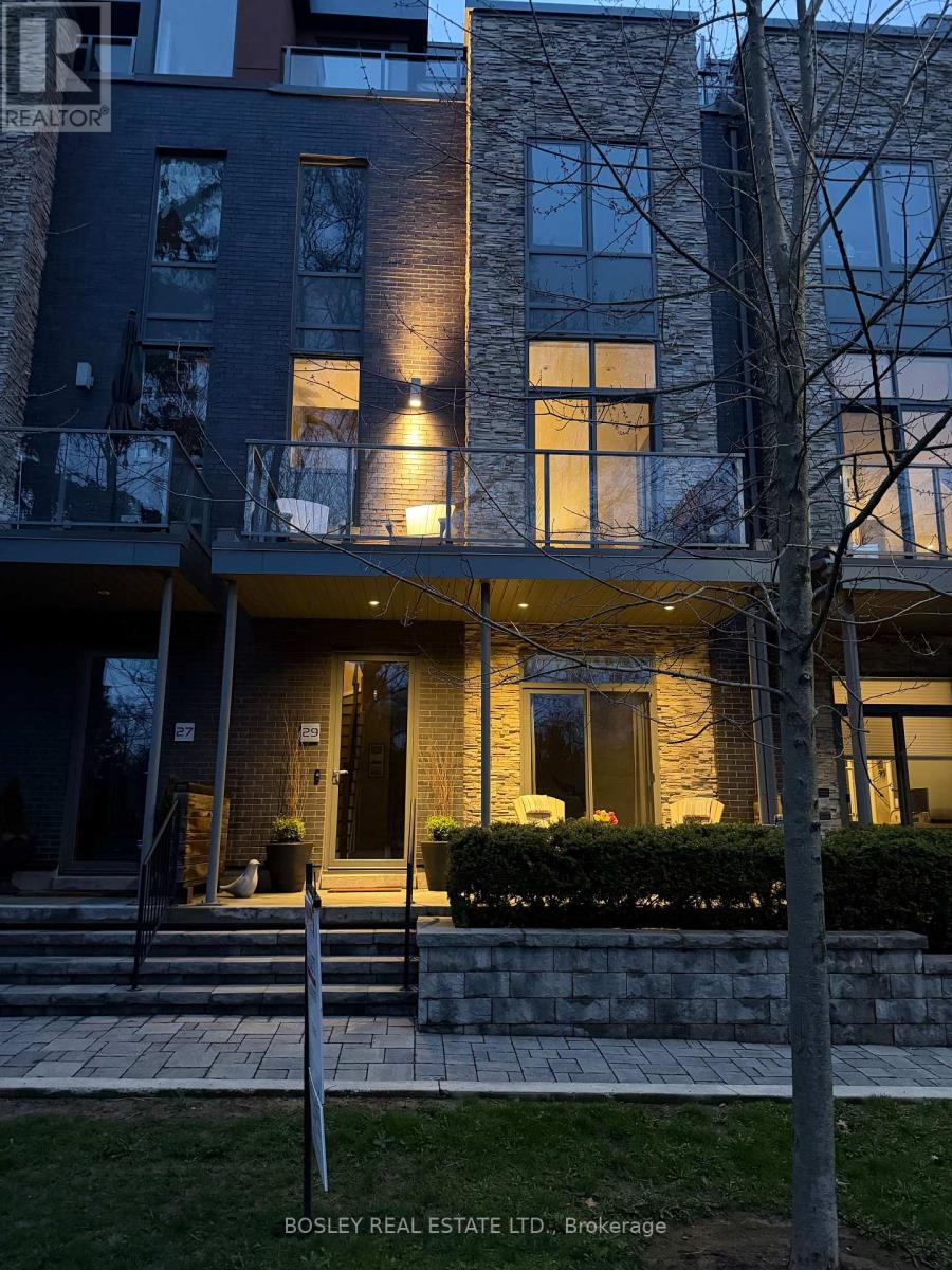 29 Godfrey's Lane, Mississauga, Ontario  L5H 2T1 - Photo 2 - W13020232