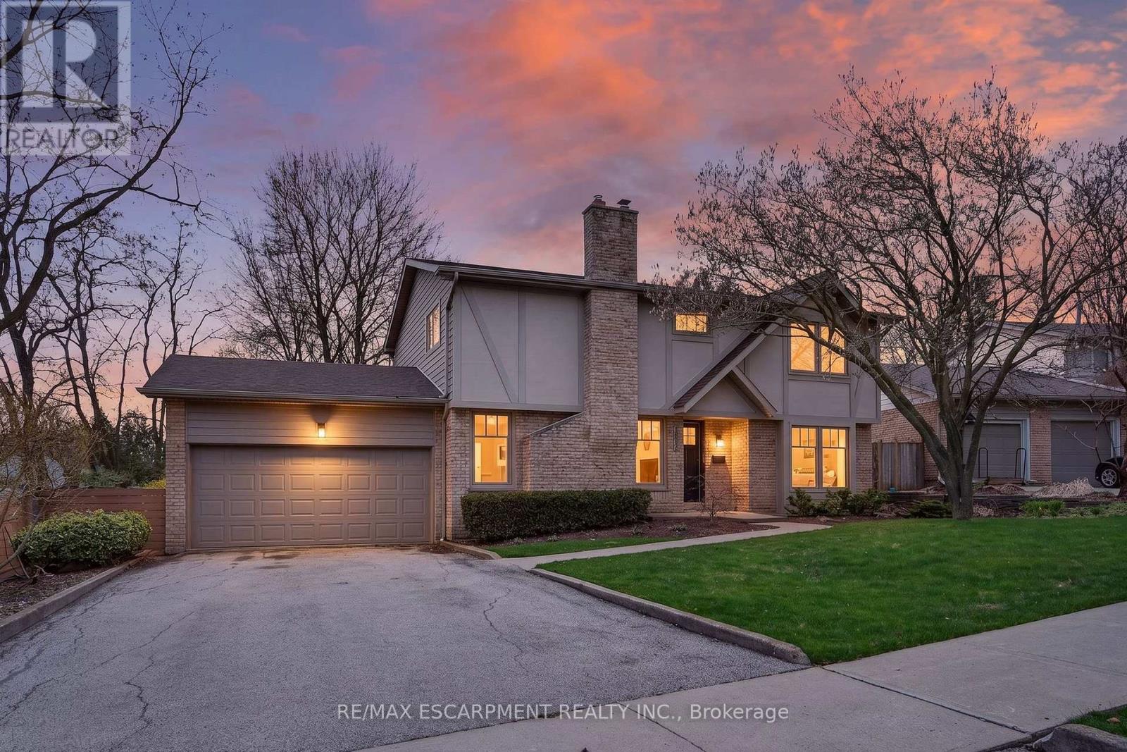 1878 HEATHER HILLS DRIVE, Burlington, Ontario